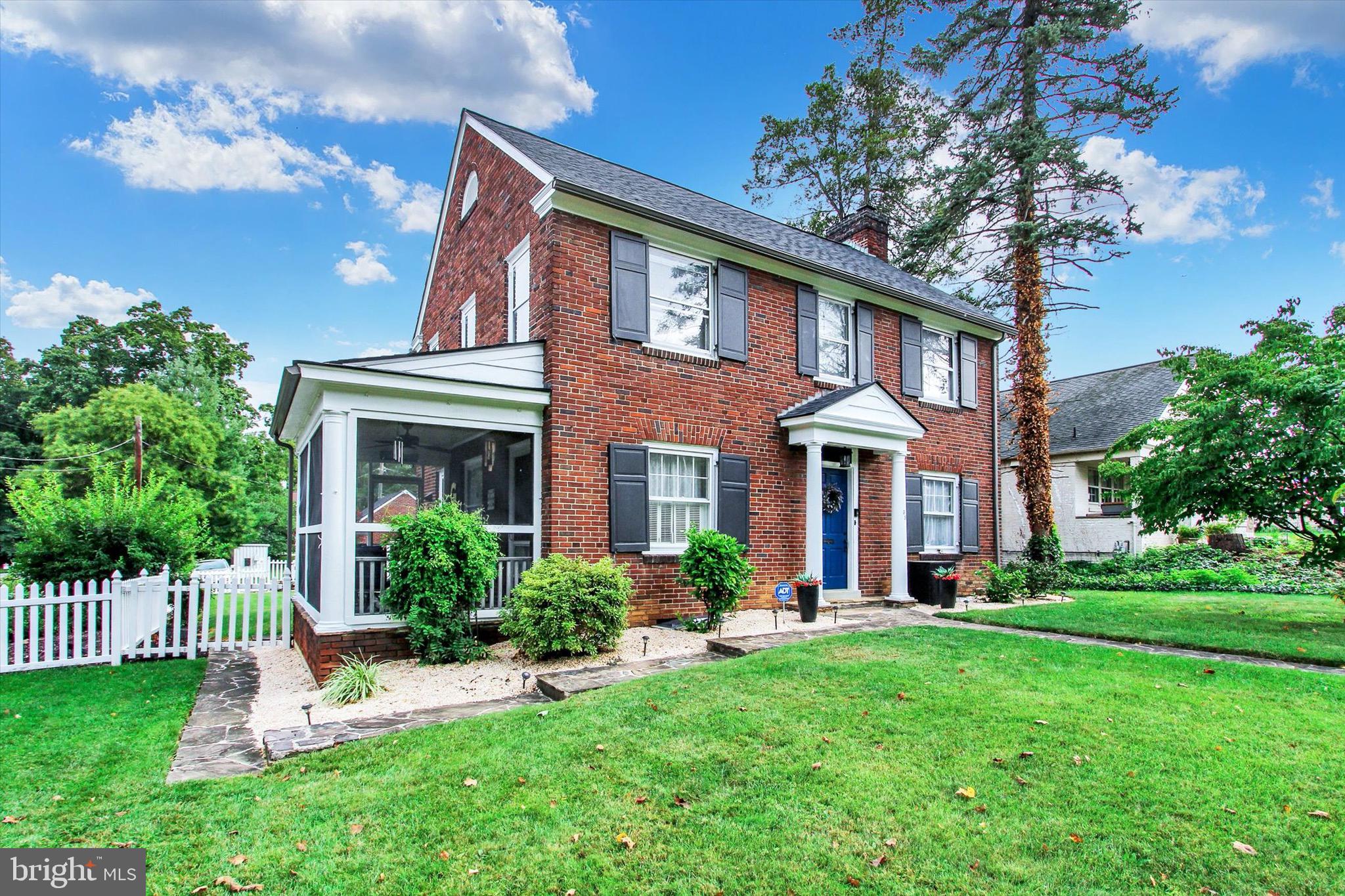 SPRINGDALE - Residential