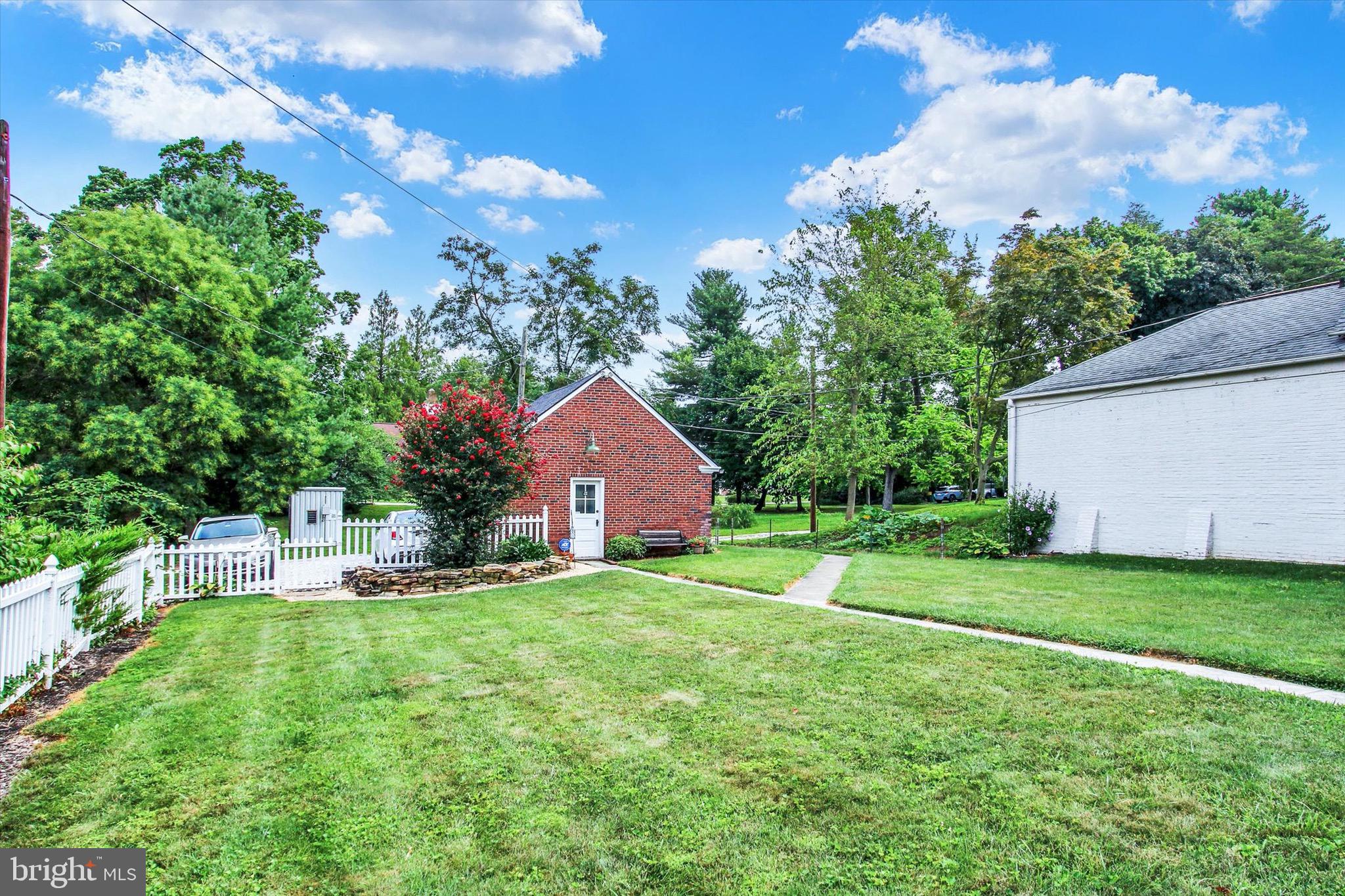 SPRINGDALE - Residential