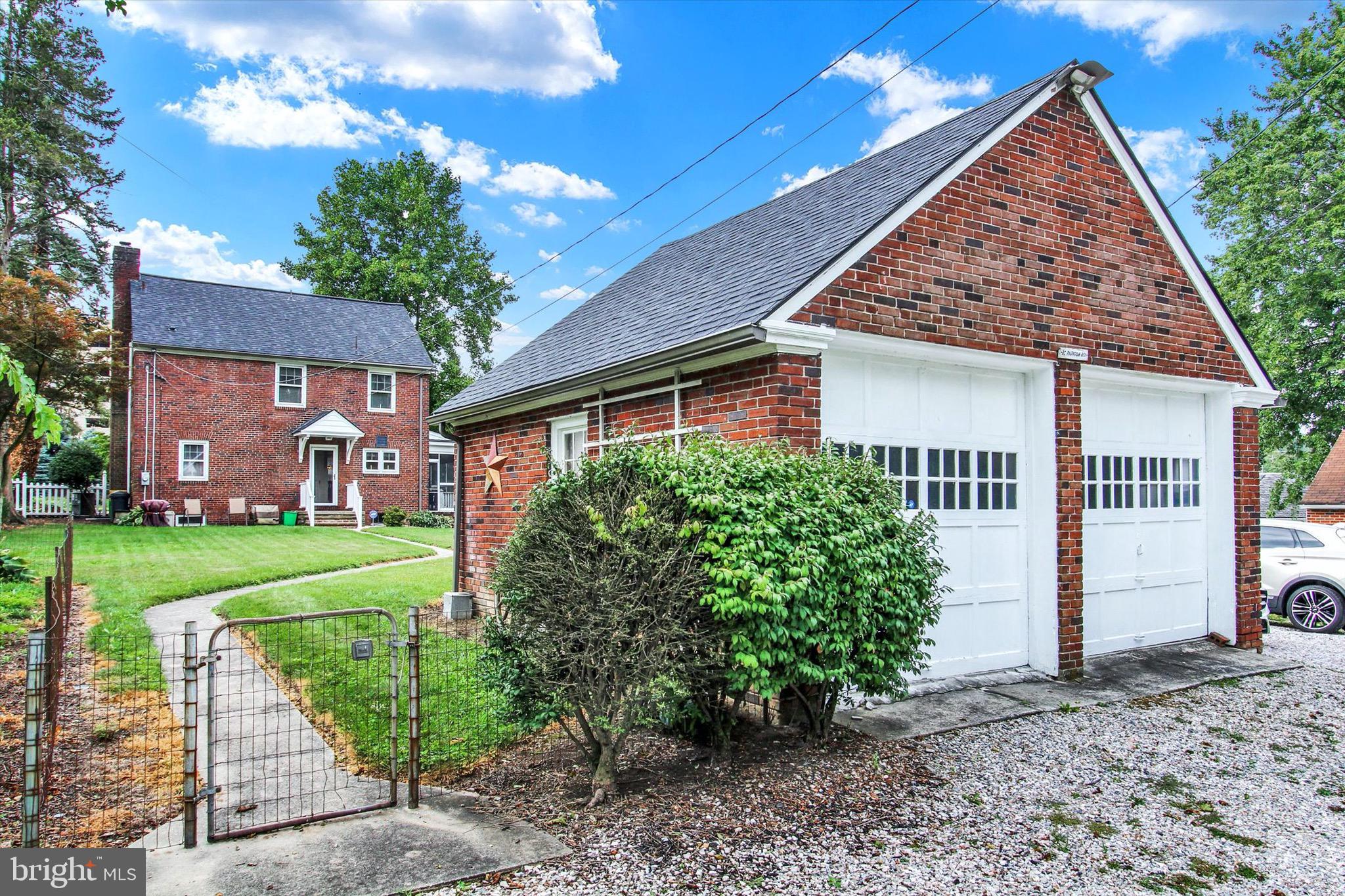 SPRINGDALE - Residential