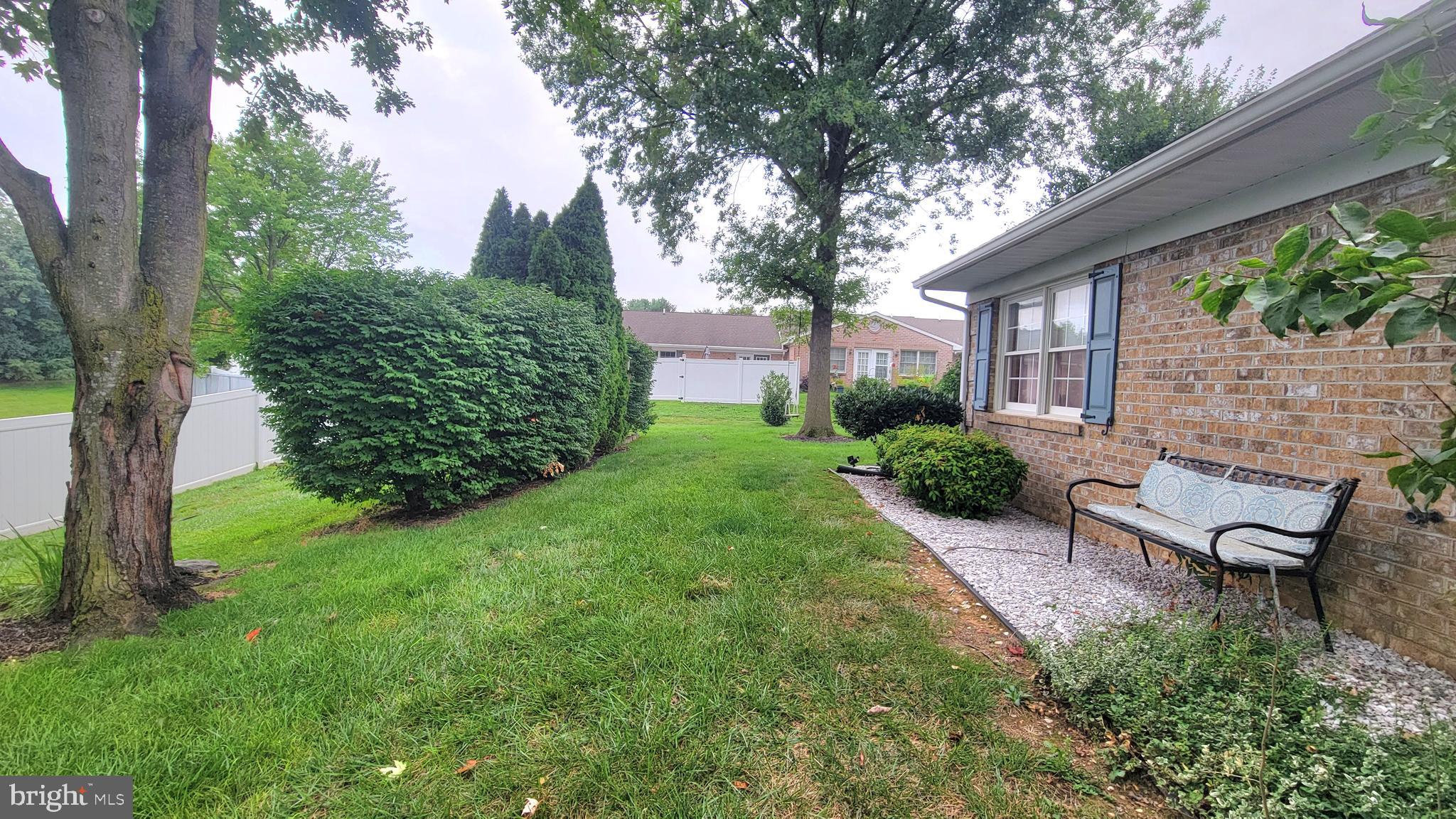 1047 BENJAMIN PLACE