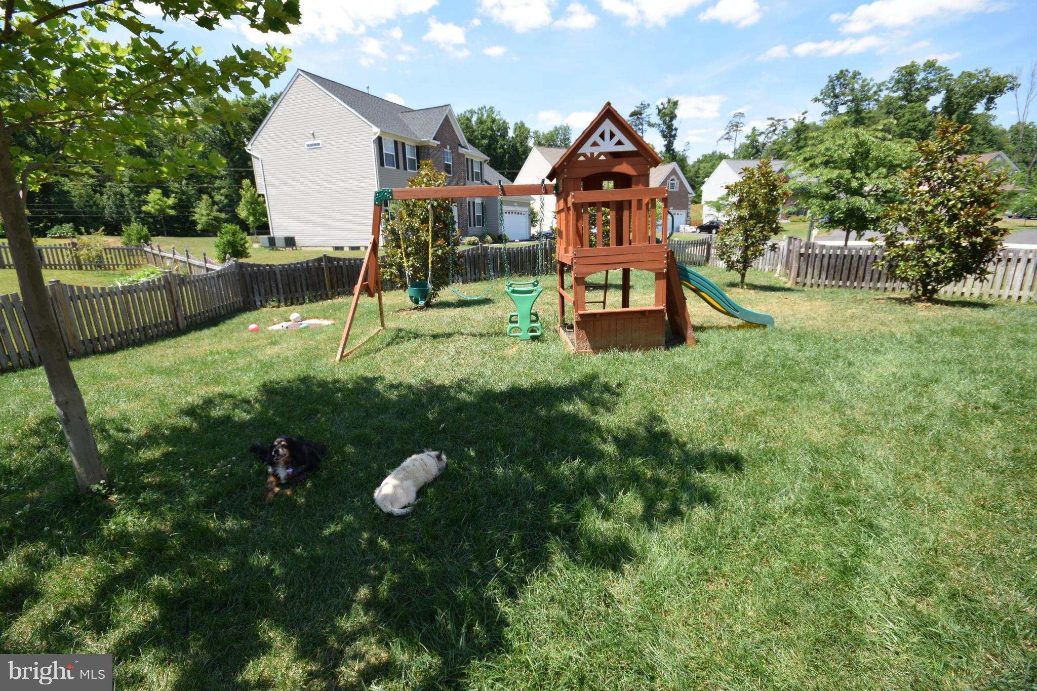 ELLIS MILL ESTATES - Residential