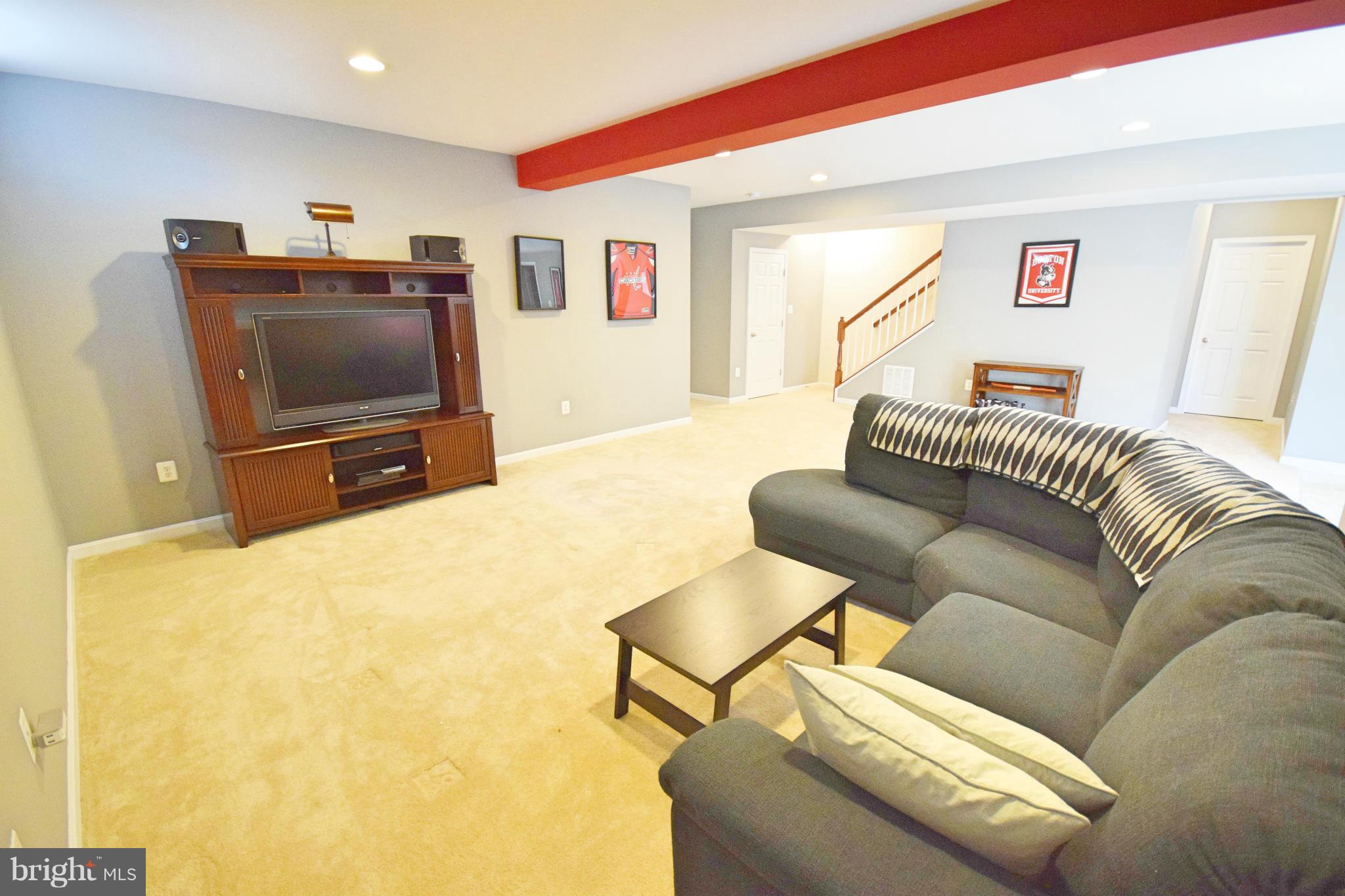 ELLIS MILL ESTATES - Residential