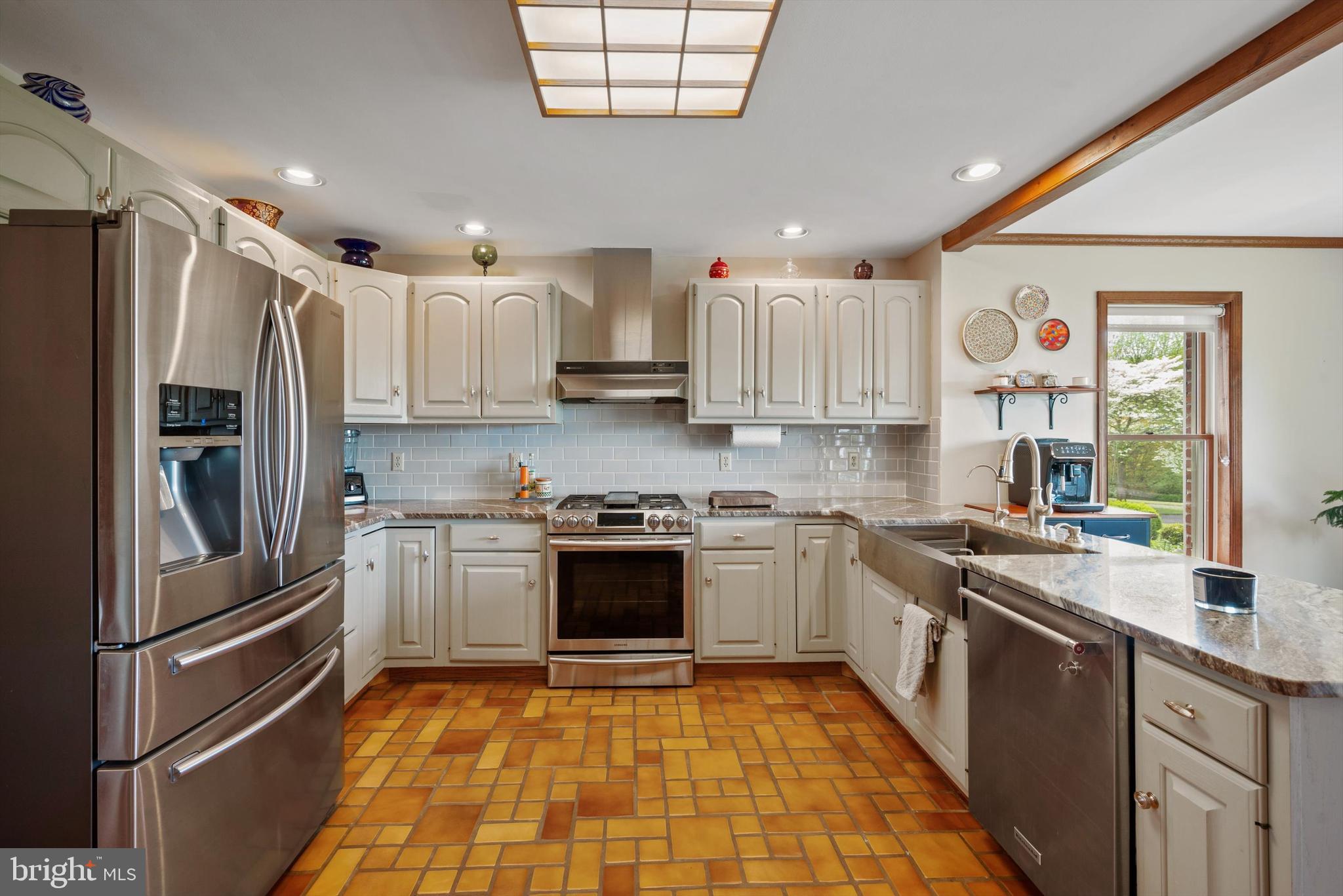 GLENDALE ESTATES - Residential