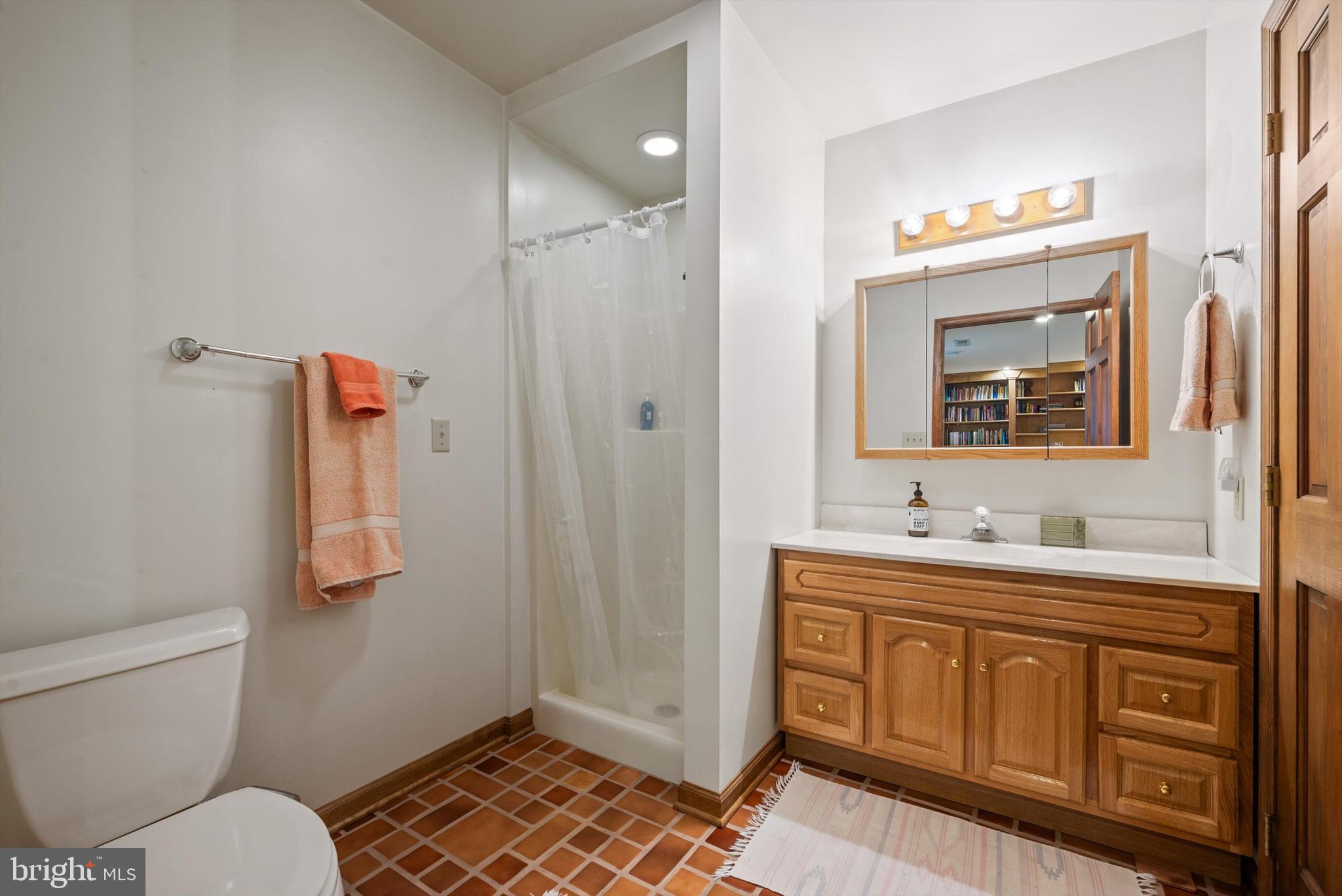 GLENDALE ESTATES - Residential