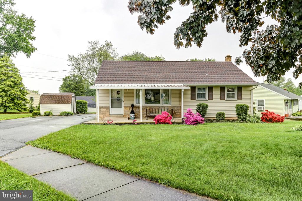 Photo of 565 N Mount Joy Street, Elizabethtown, PA 17022 (MLS # PALA2050526)