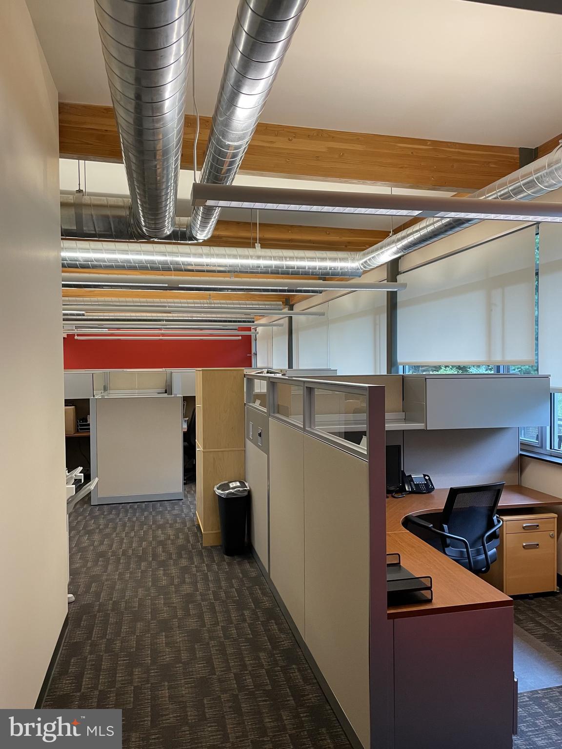 690 GRAYS WOODS BOULEVARD