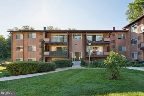 Photo of 10165 Fair Woods Drive #213, FAIRFAX, VA 22030 (MLS # VAFC2009232)