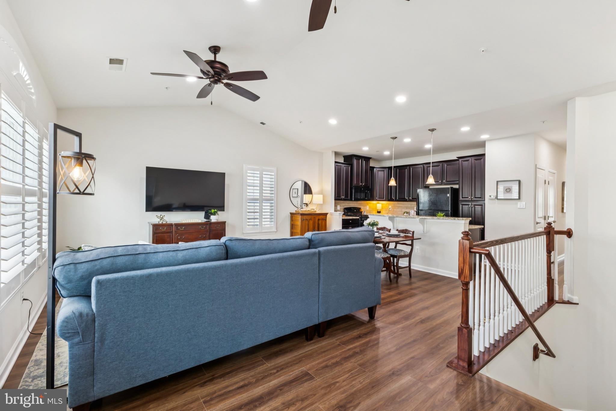 SOMERSET CONDO - Residential