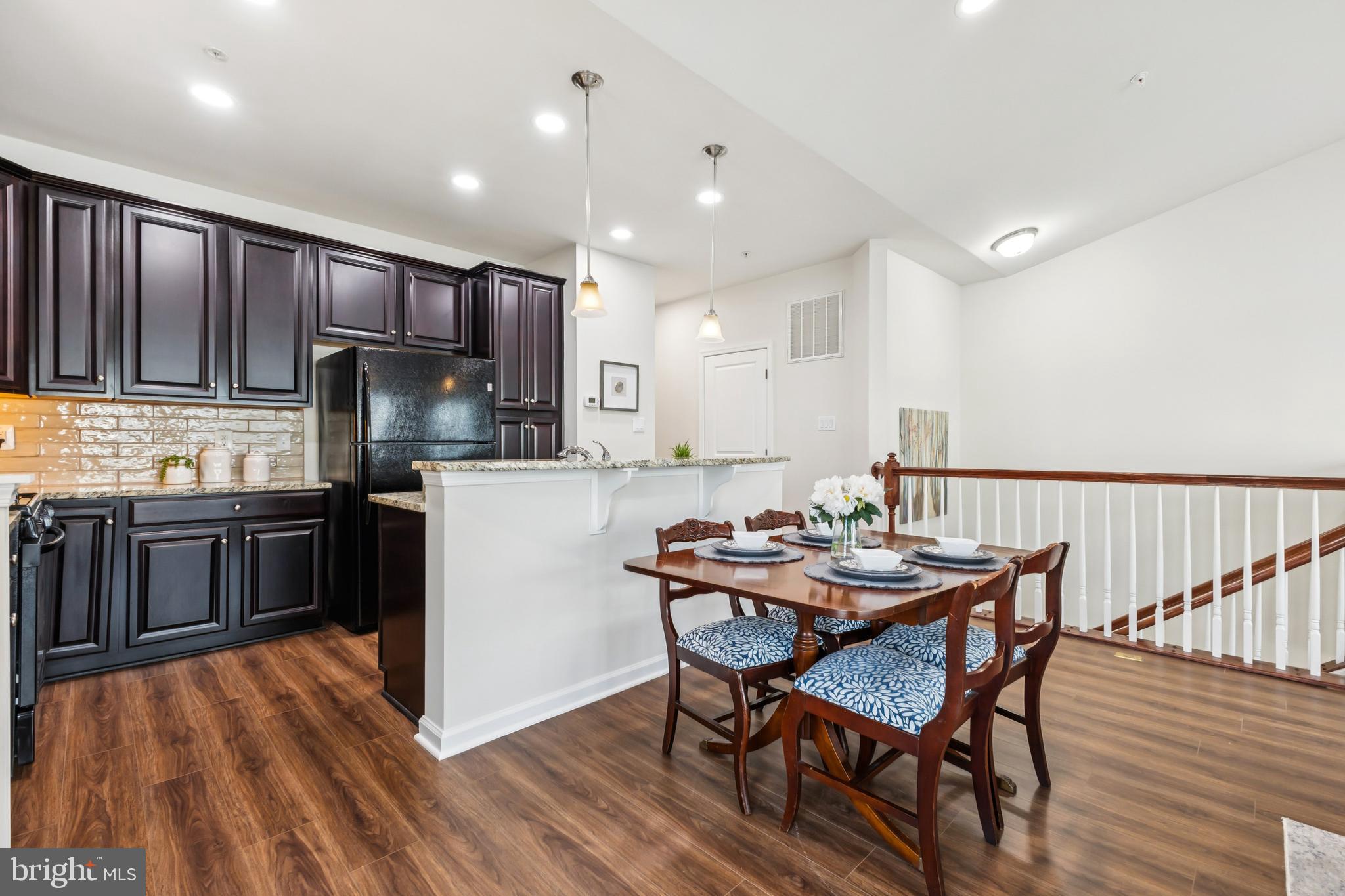 SOMERSET CONDO - Residential