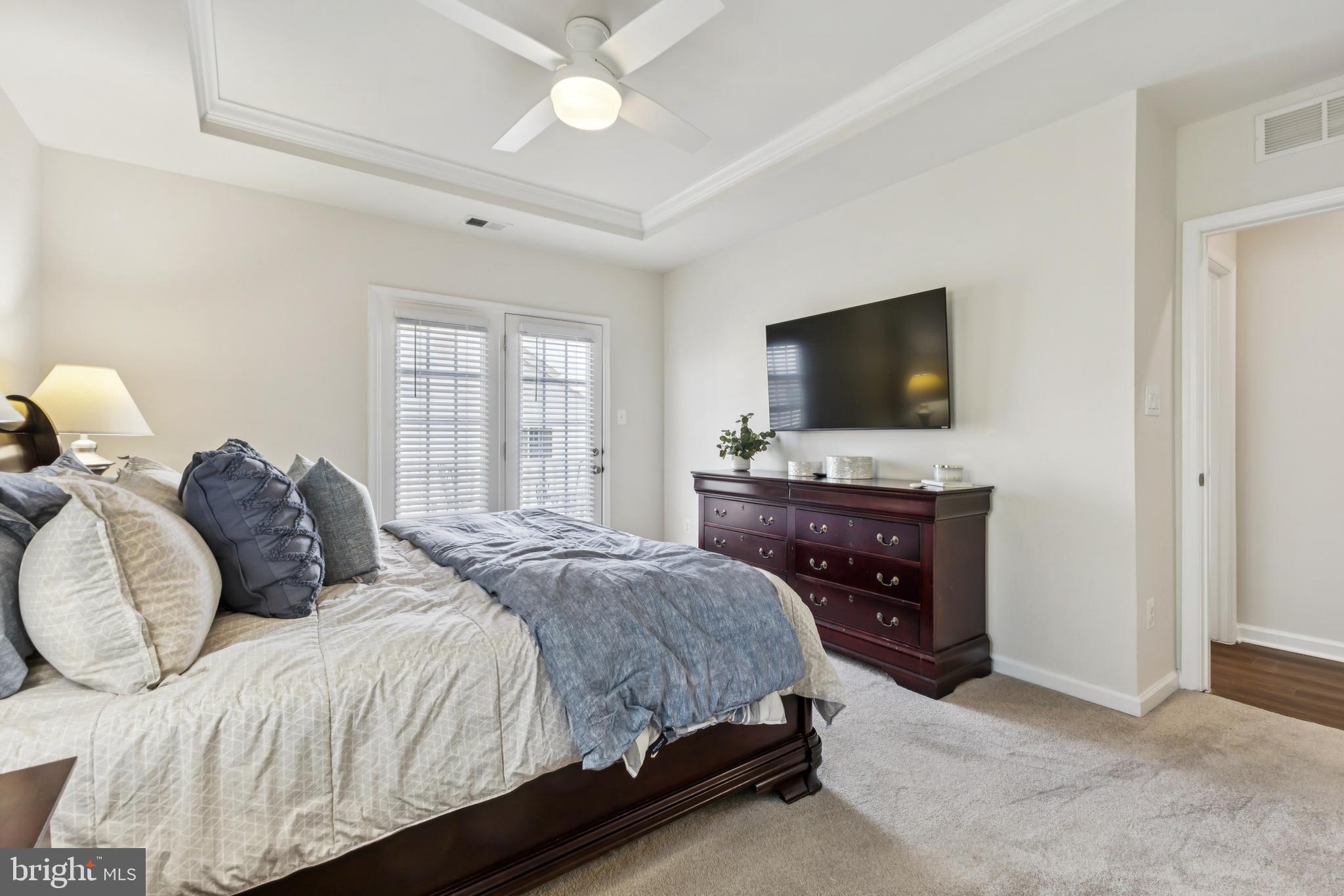 SOMERSET CONDO - Residential