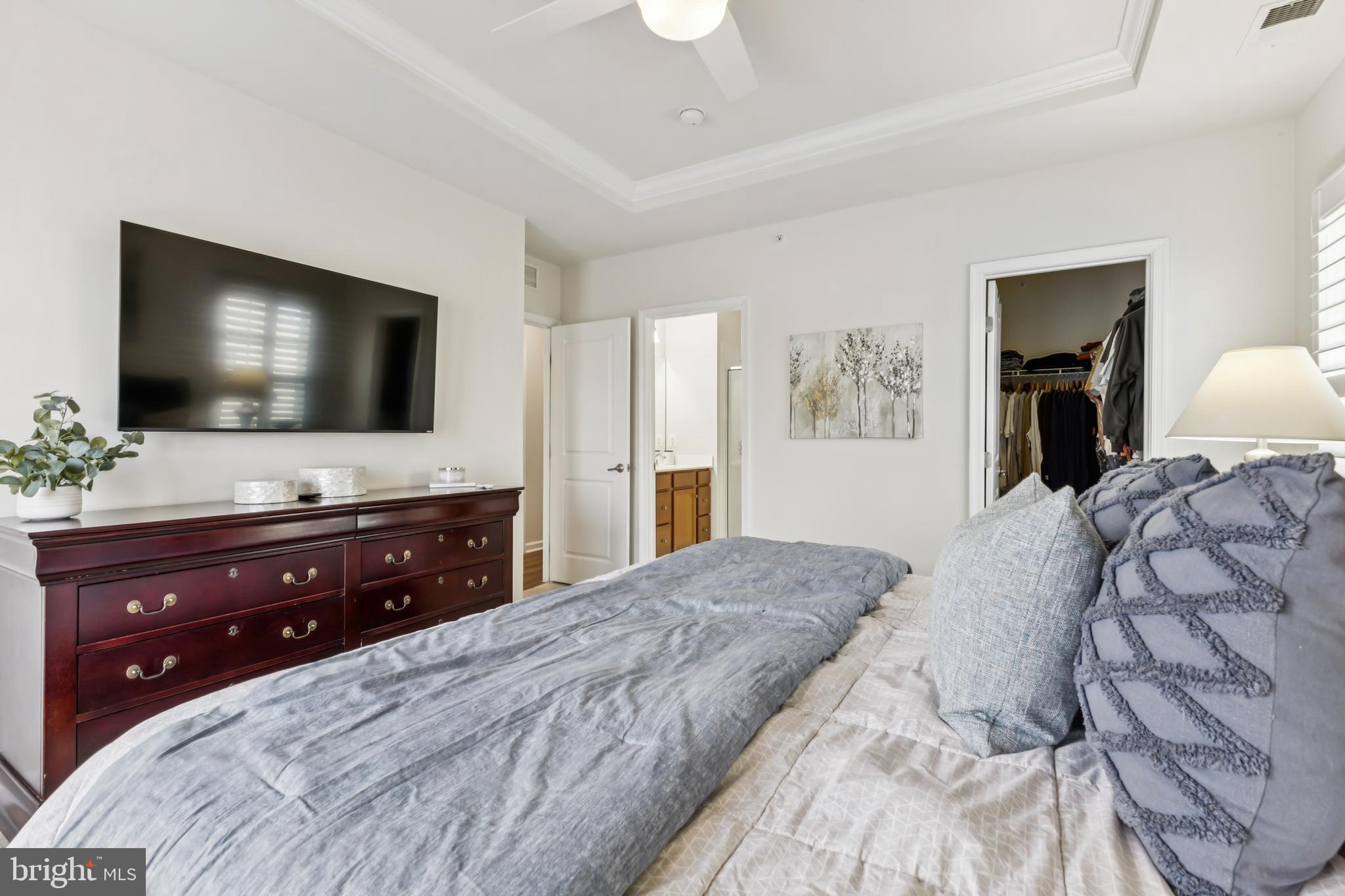 SOMERSET CONDO - Residential