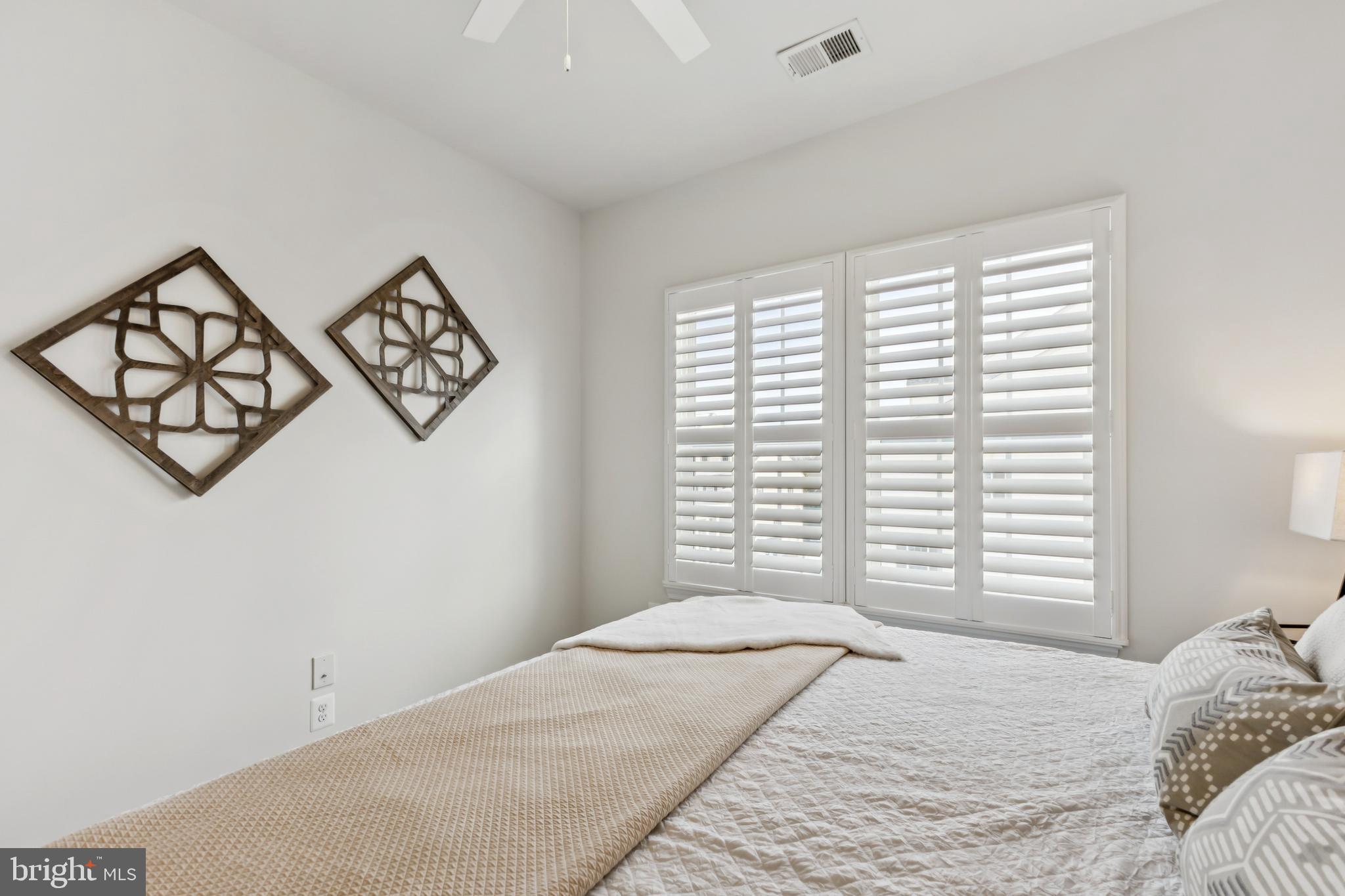 SOMERSET CONDO - Residential