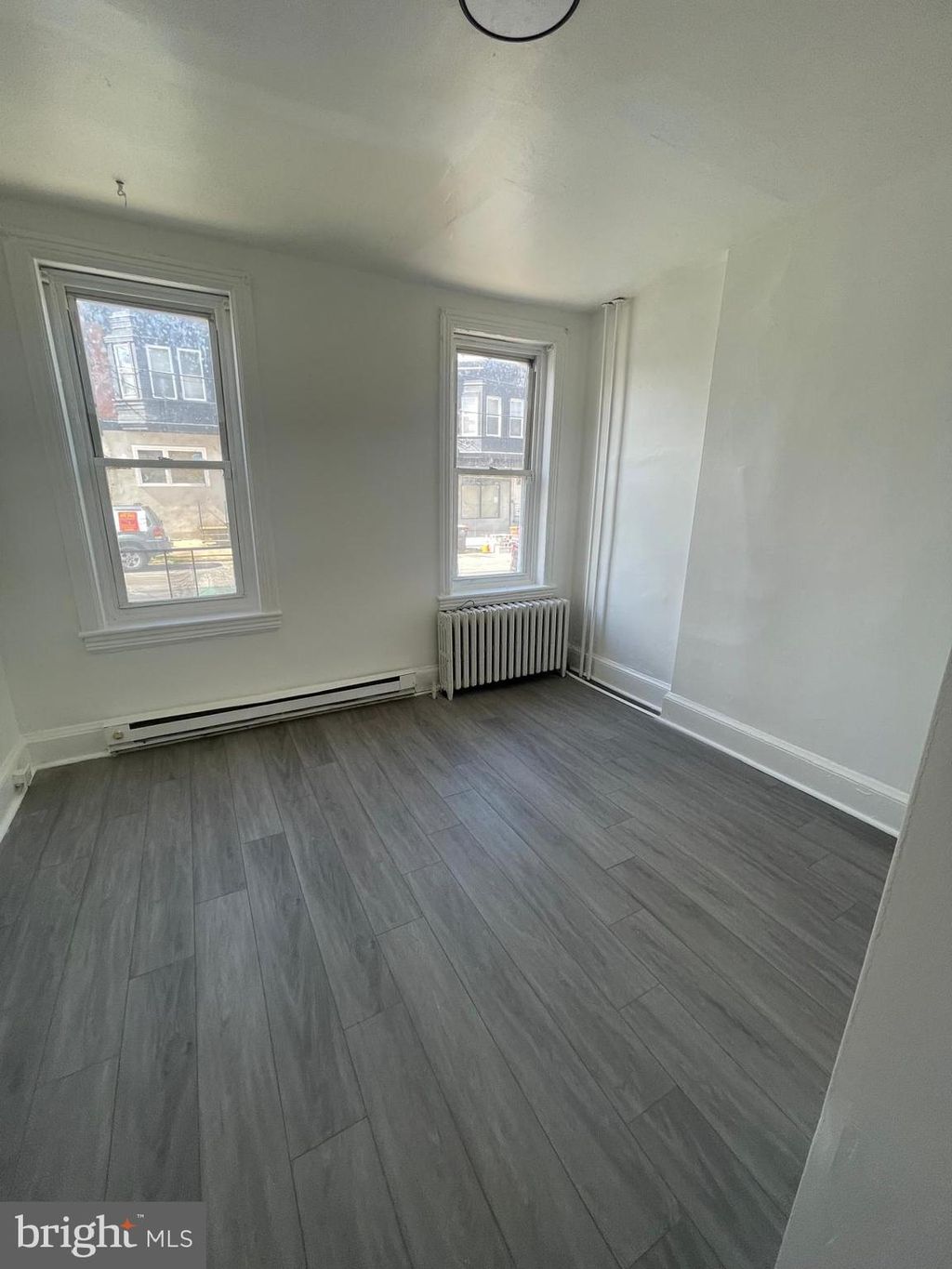 Photo of 2721 W 3rd Street #1F, CHESTER, PA 19013 (MLS # PADE2099608)