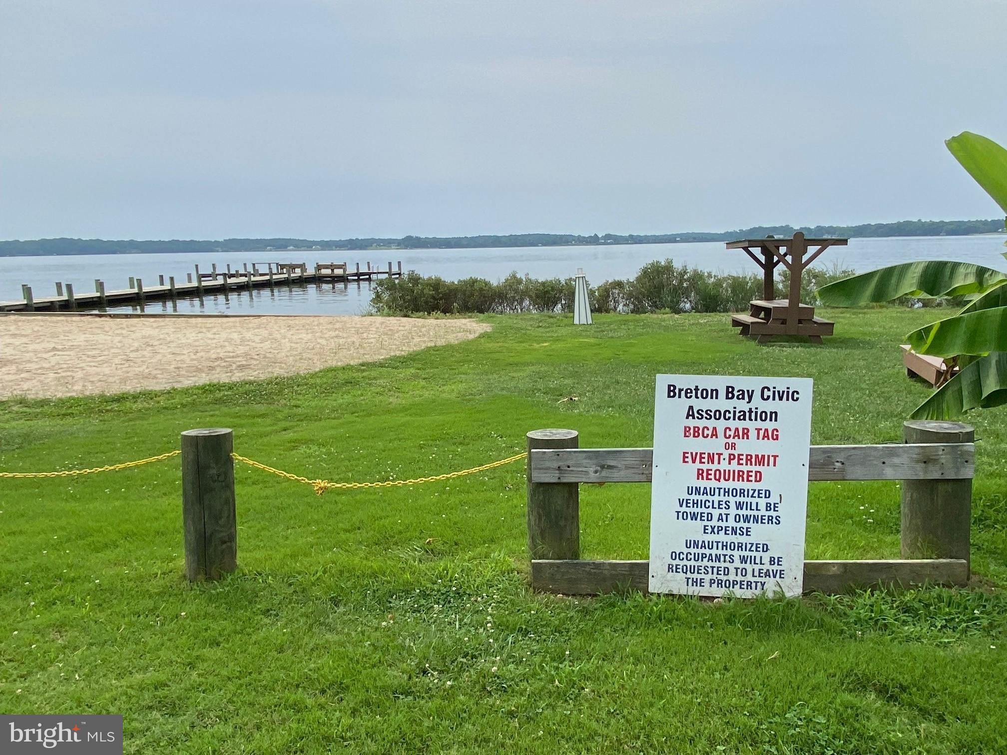 BRETON BAY ESTATES - Residential