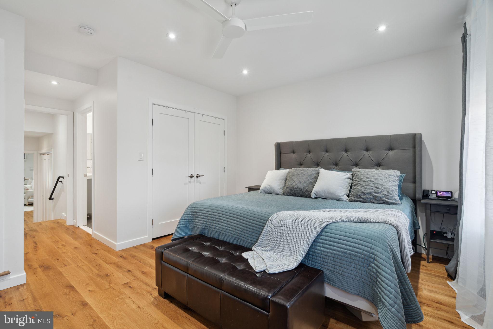 GRADUATE HOSPITAL - Residential