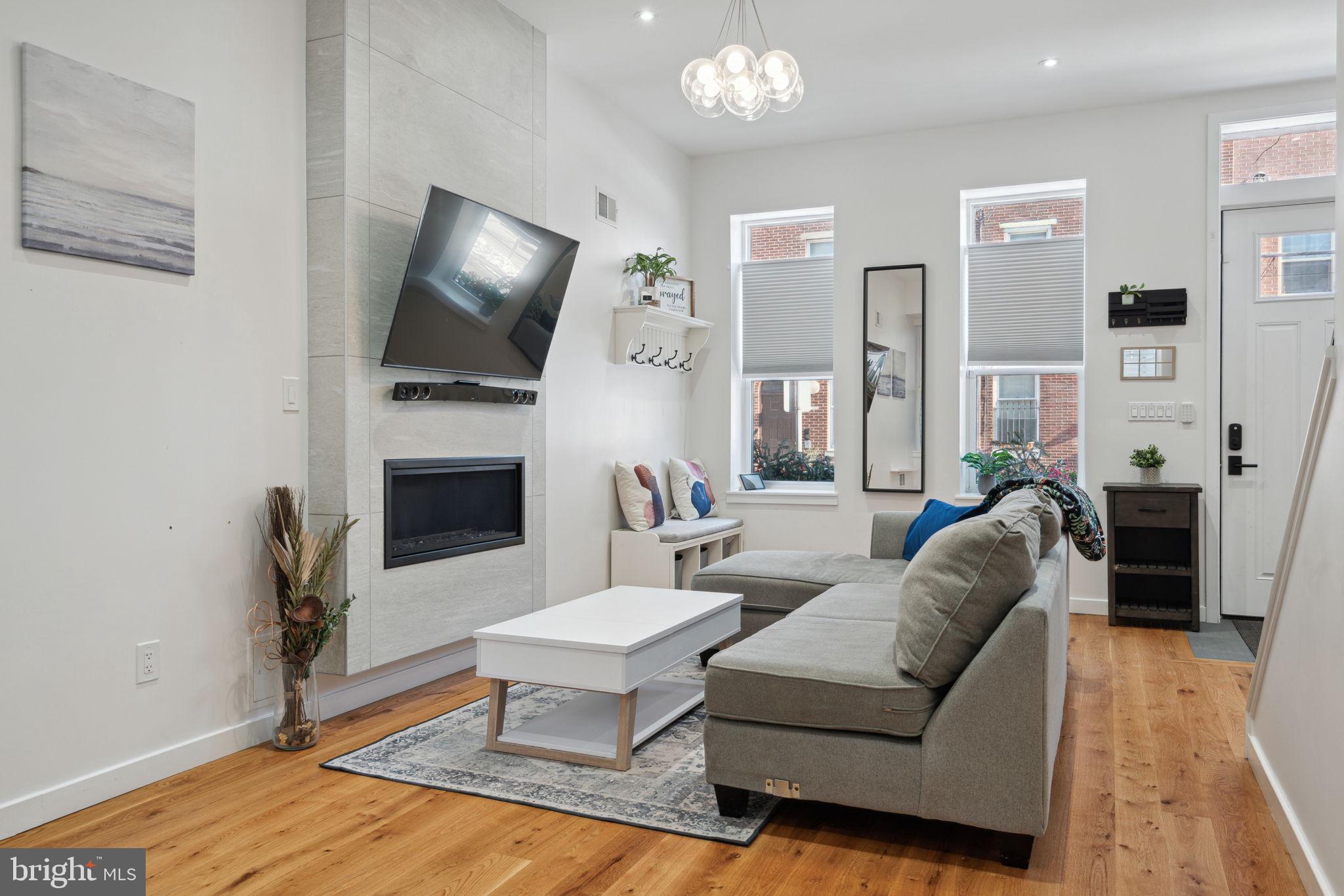 GRADUATE HOSPITAL - Residential