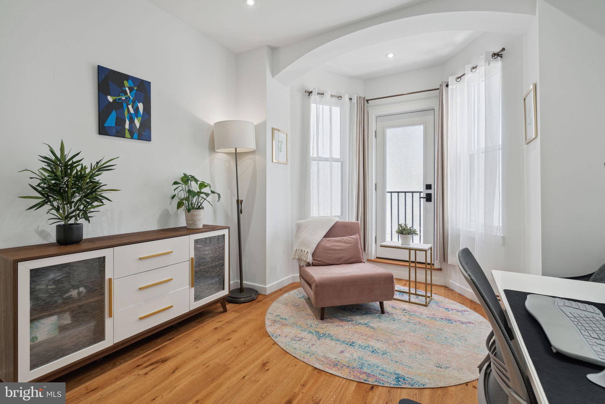 GRADUATE HOSPITAL - Residential