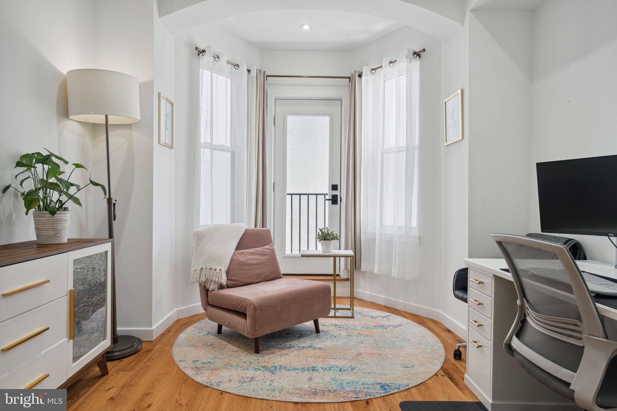 GRADUATE HOSPITAL - Residential