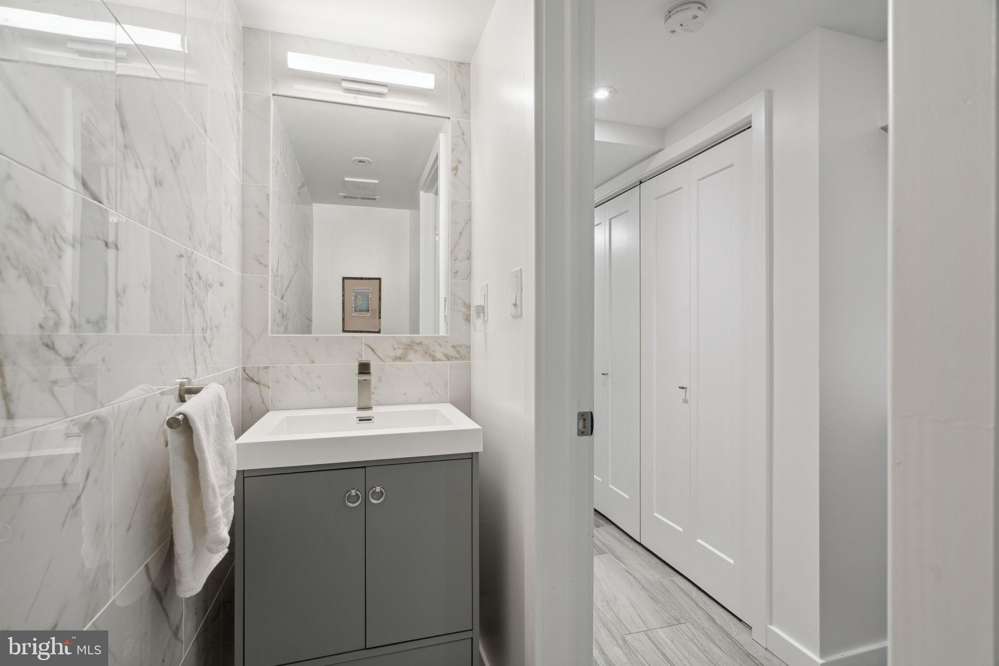 GRADUATE HOSPITAL - Residential