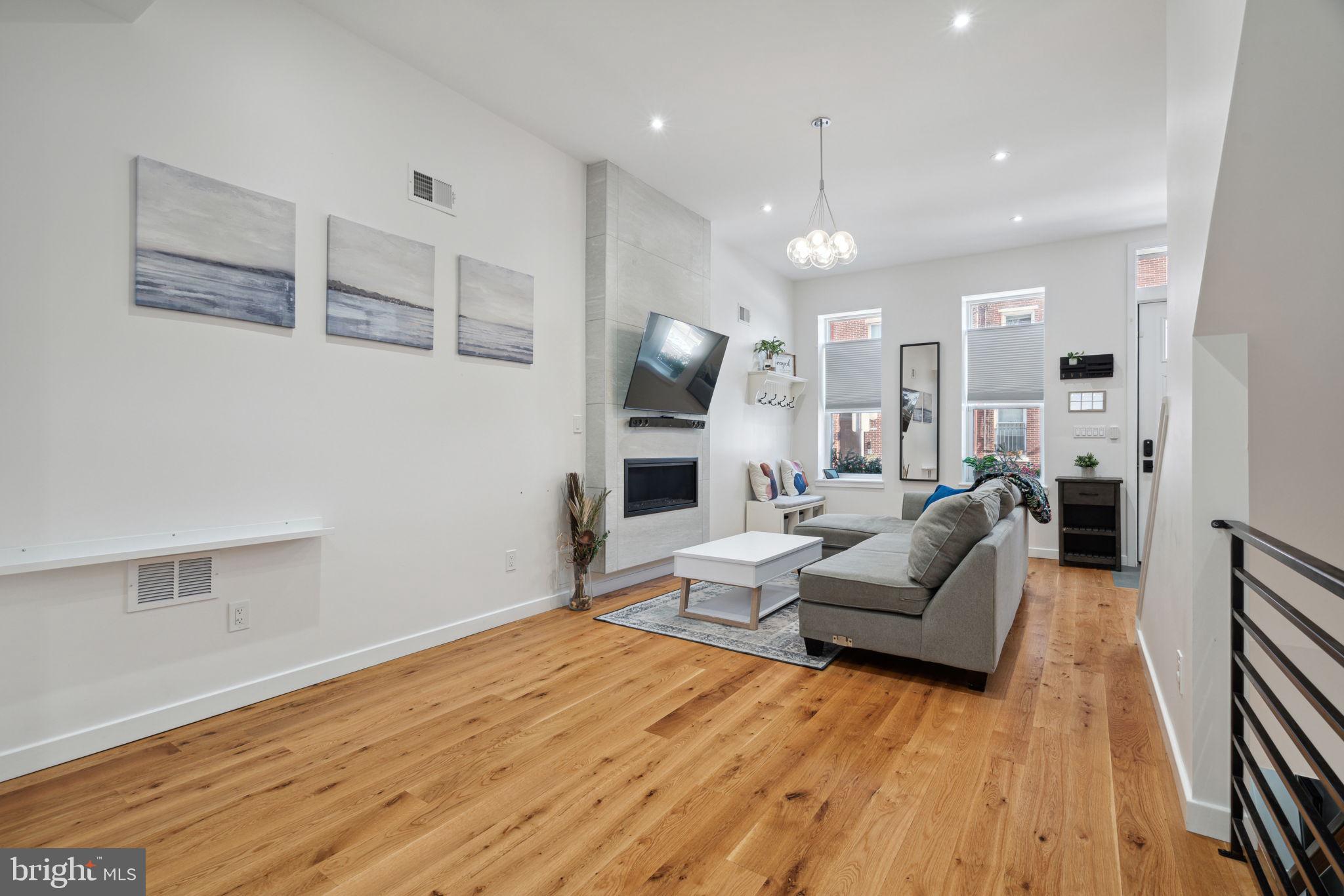 GRADUATE HOSPITAL - Residential