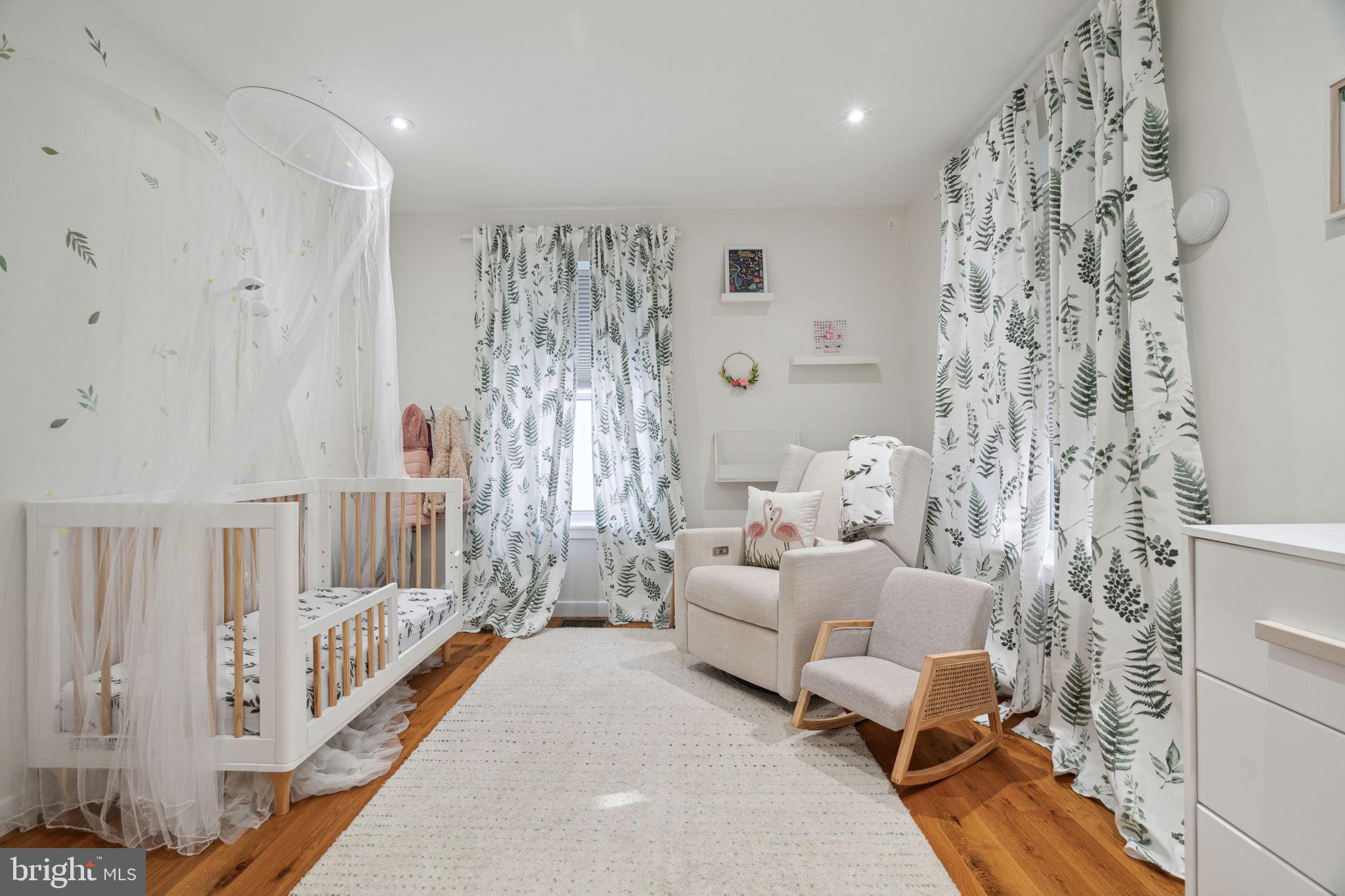 GRADUATE HOSPITAL - Residential