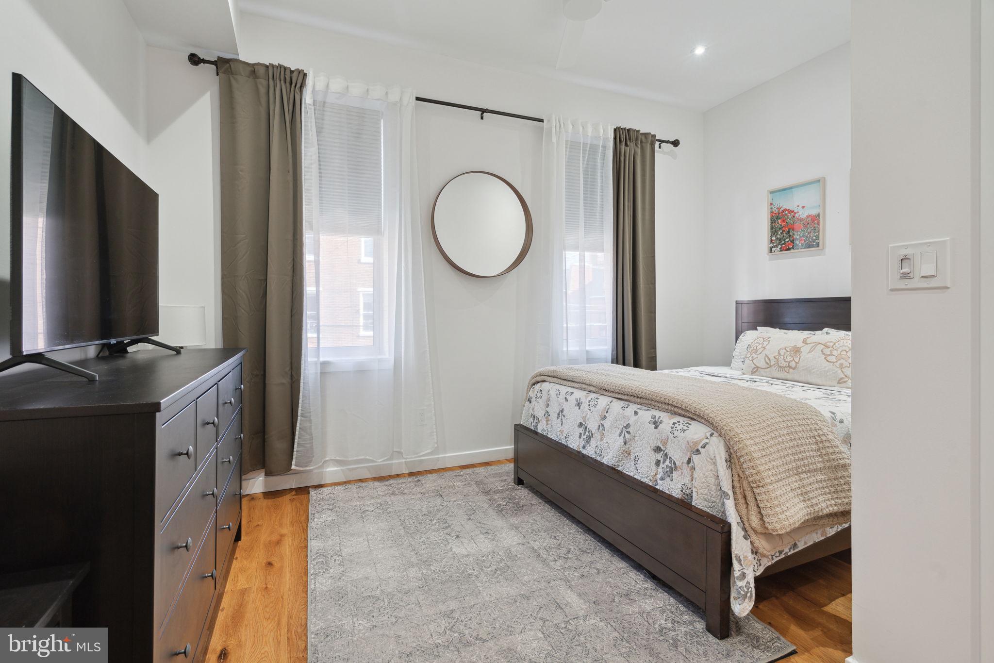 GRADUATE HOSPITAL - Residential