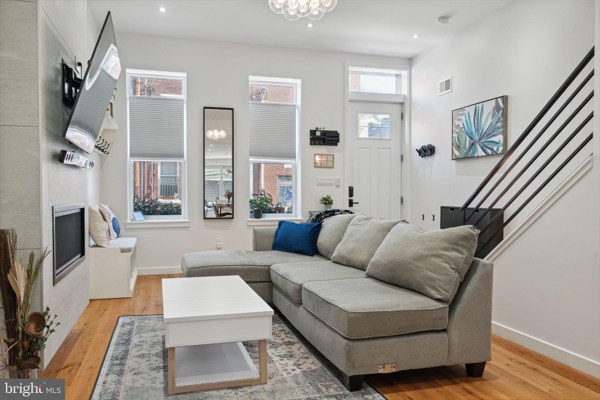 GRADUATE HOSPITAL - Residential