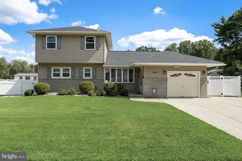 622 Pasadena Drive, Magnolia, NJ 08049 - MLS#: NJCD2122110