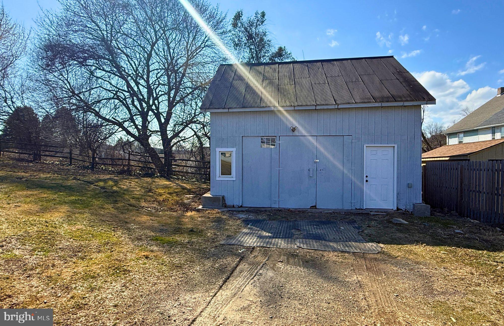 SADSBURY TWP - Residential