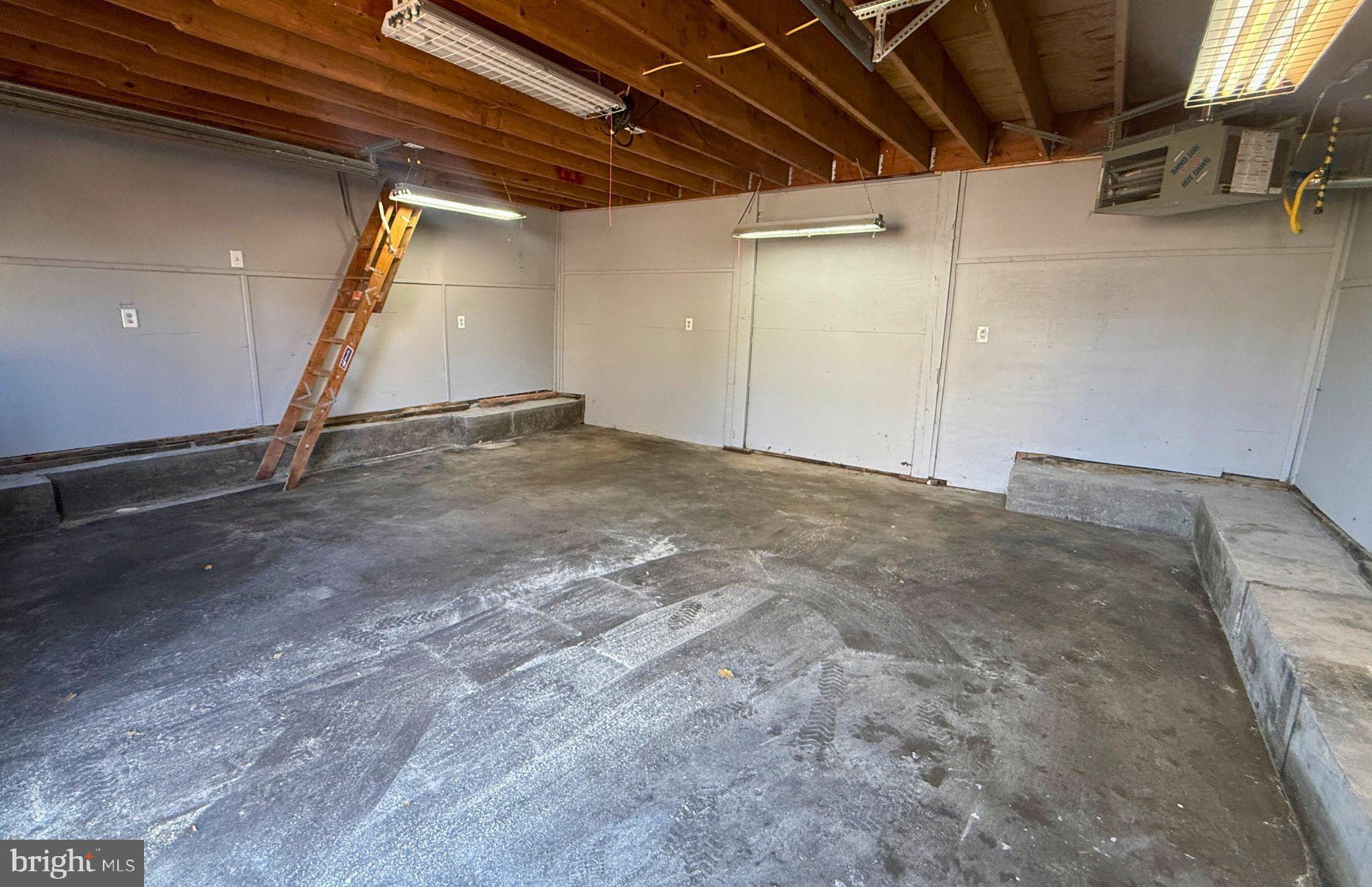 SADSBURY TWP - Residential