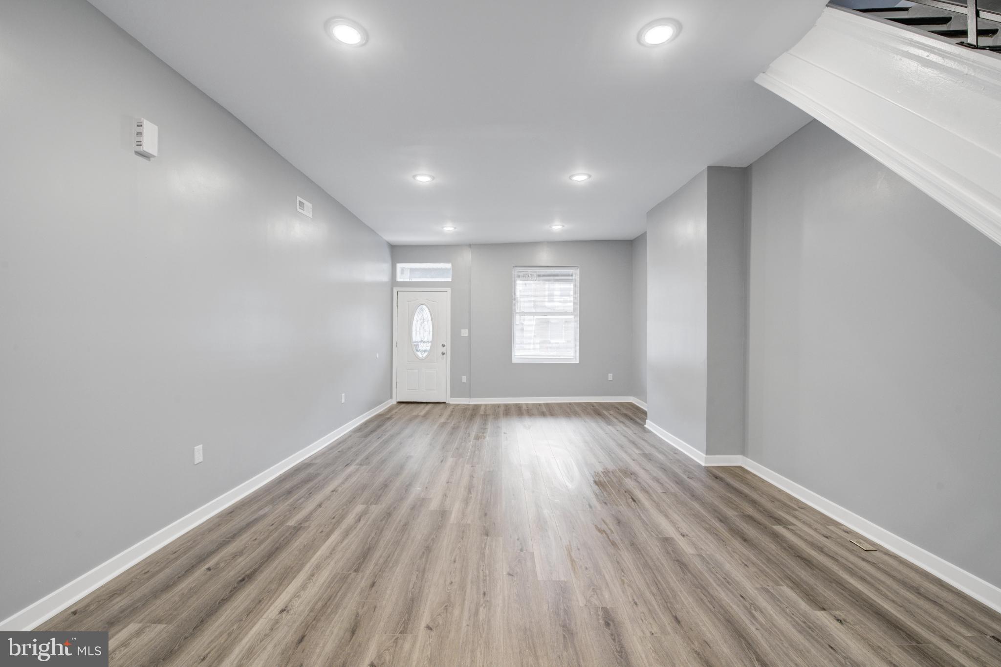 STRAWBERRY MANSION - Residential