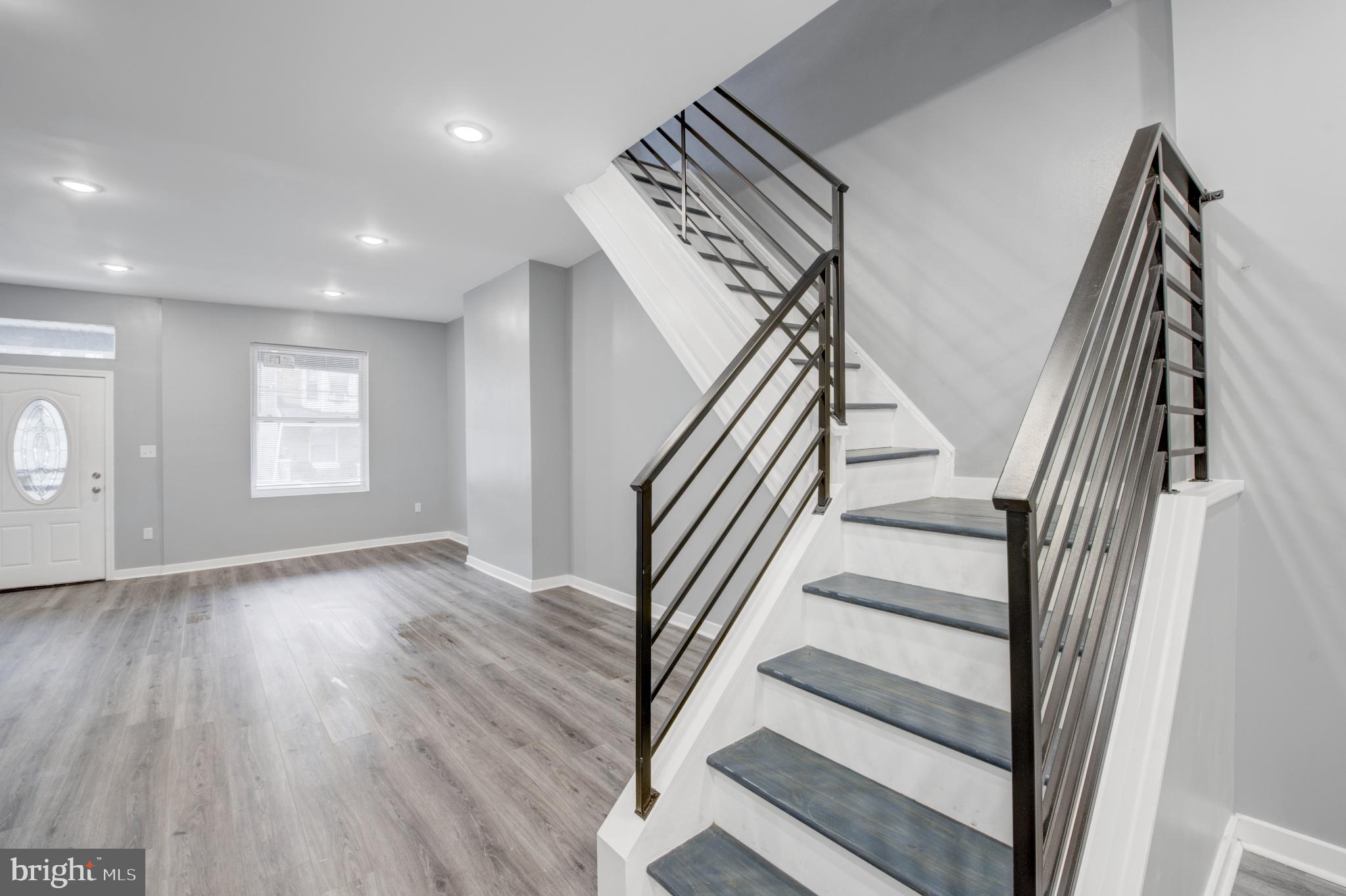 STRAWBERRY MANSION - Residential