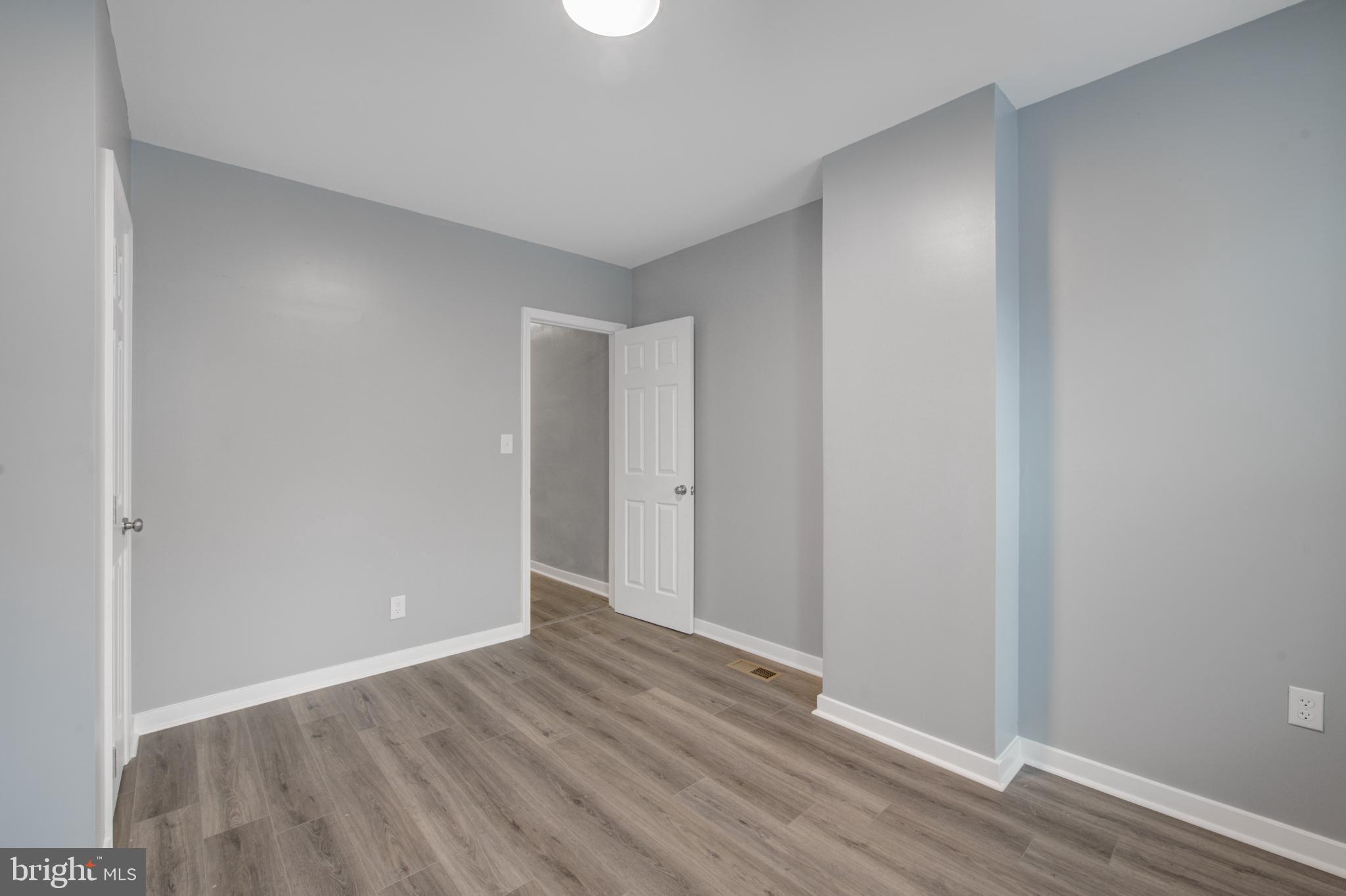 STRAWBERRY MANSION - Residential