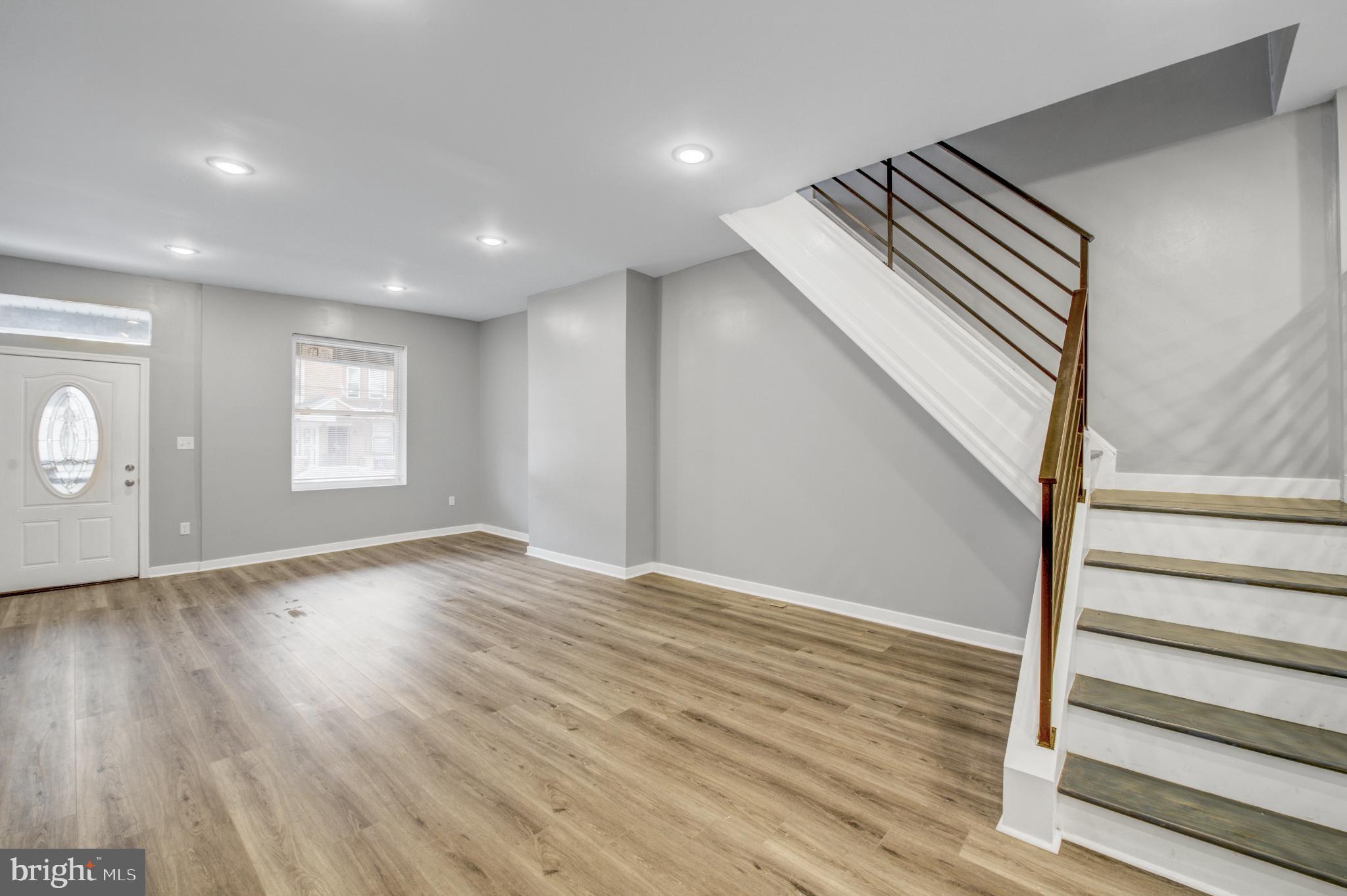 STRAWBERRY MANSION - Residential