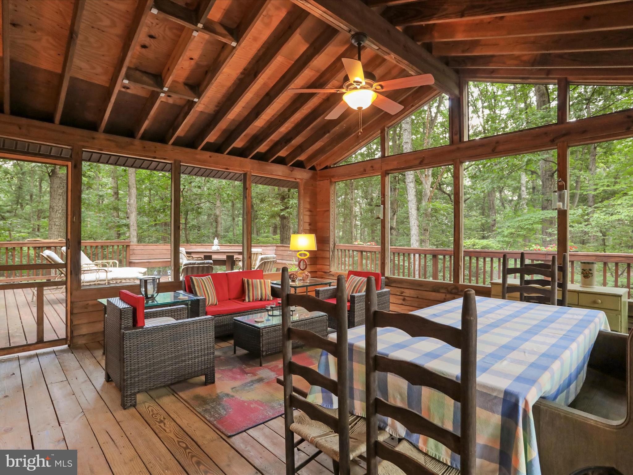 THE WOODS - Residential