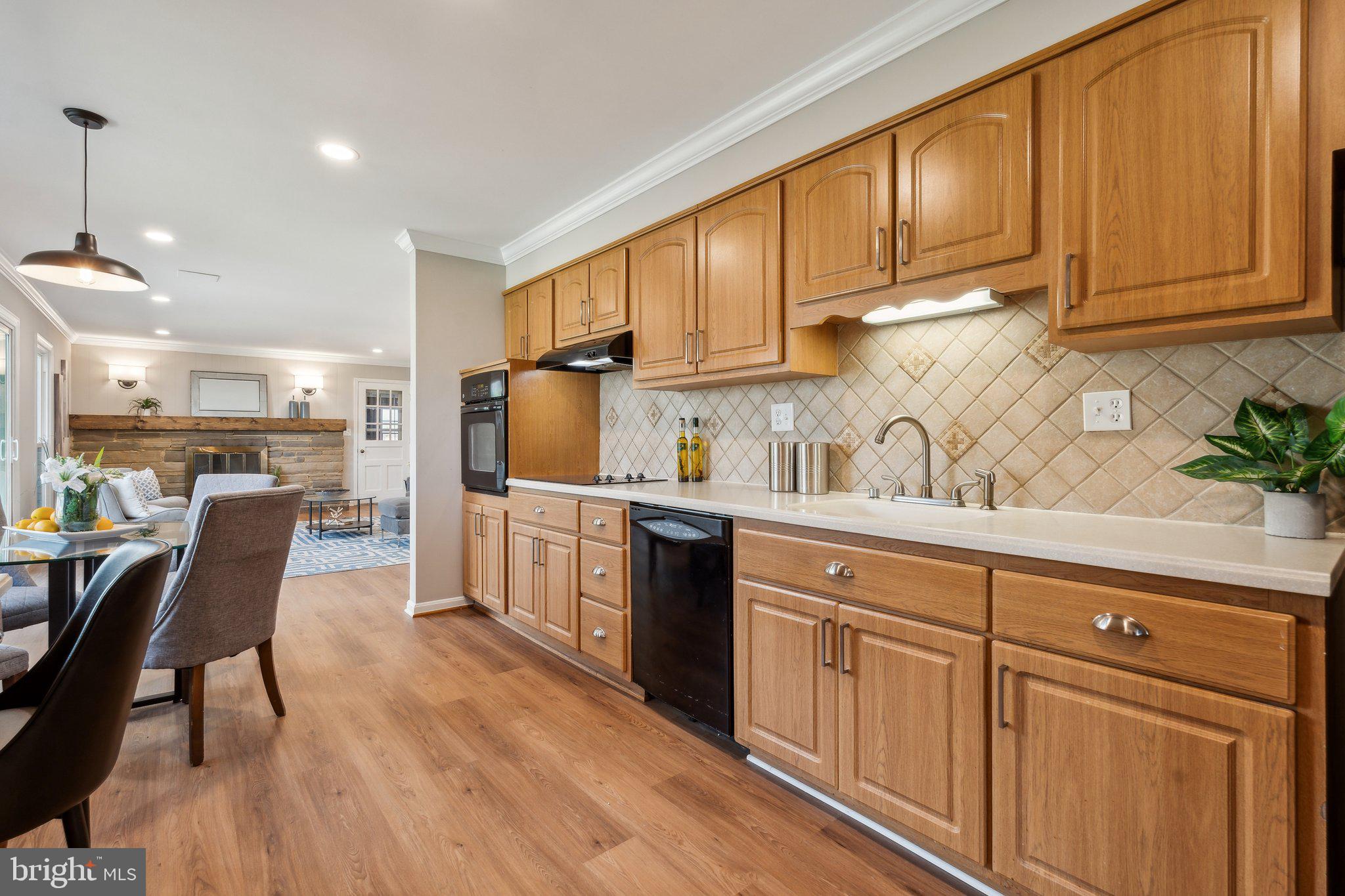 MILL CREEK TOWNE - Residential