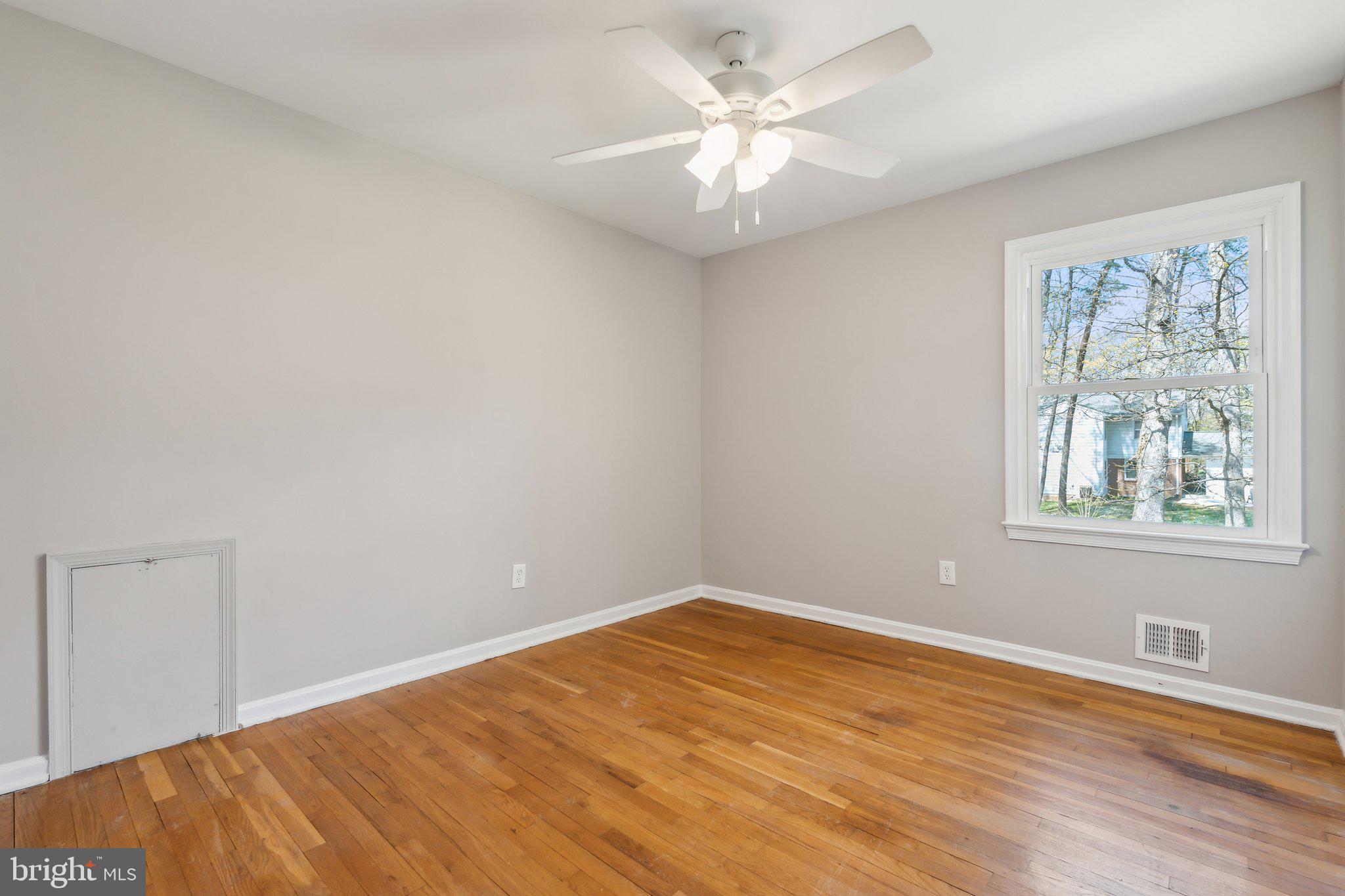 MILL CREEK TOWNE - Residential