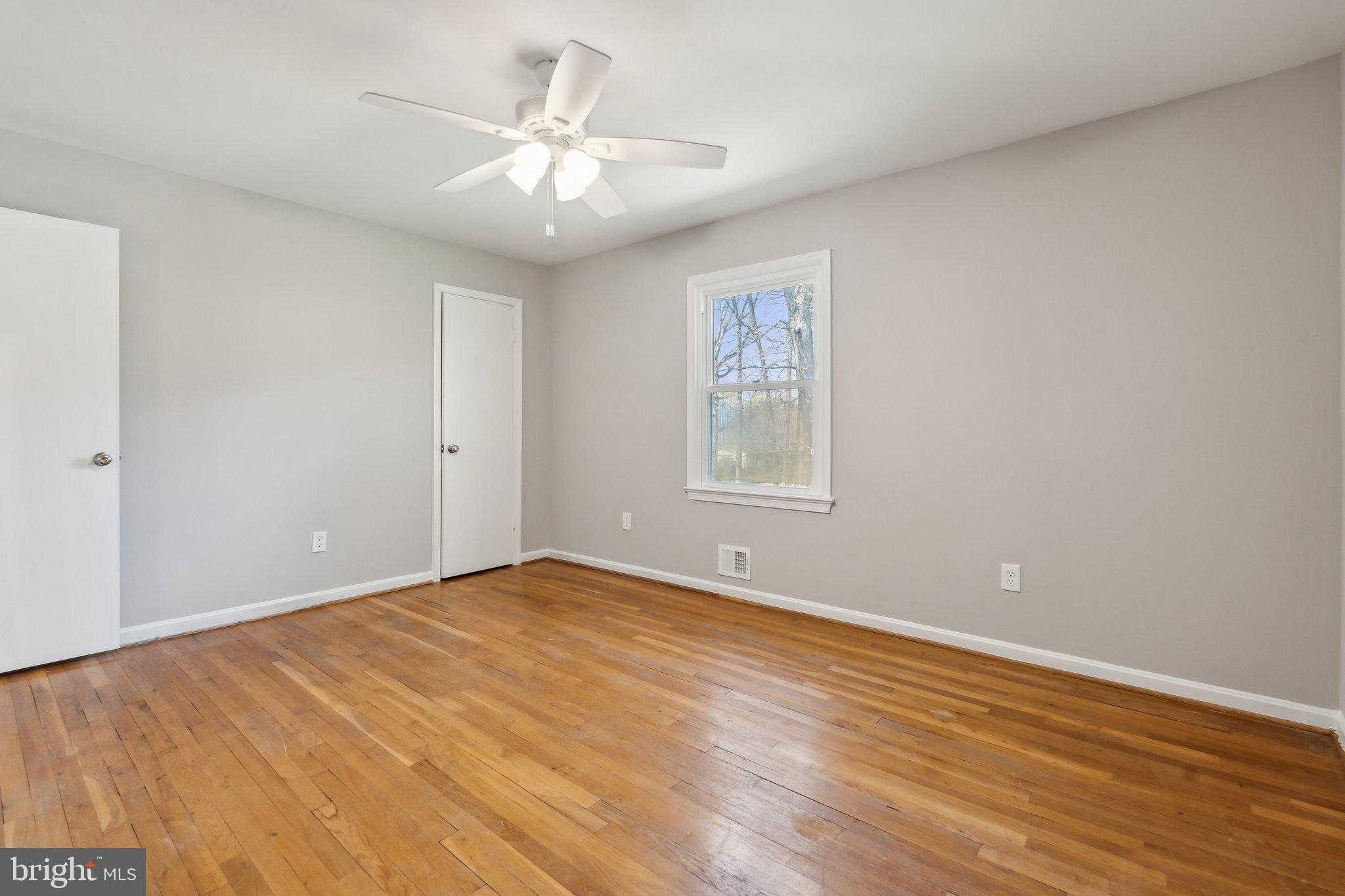 MILL CREEK TOWNE - Residential