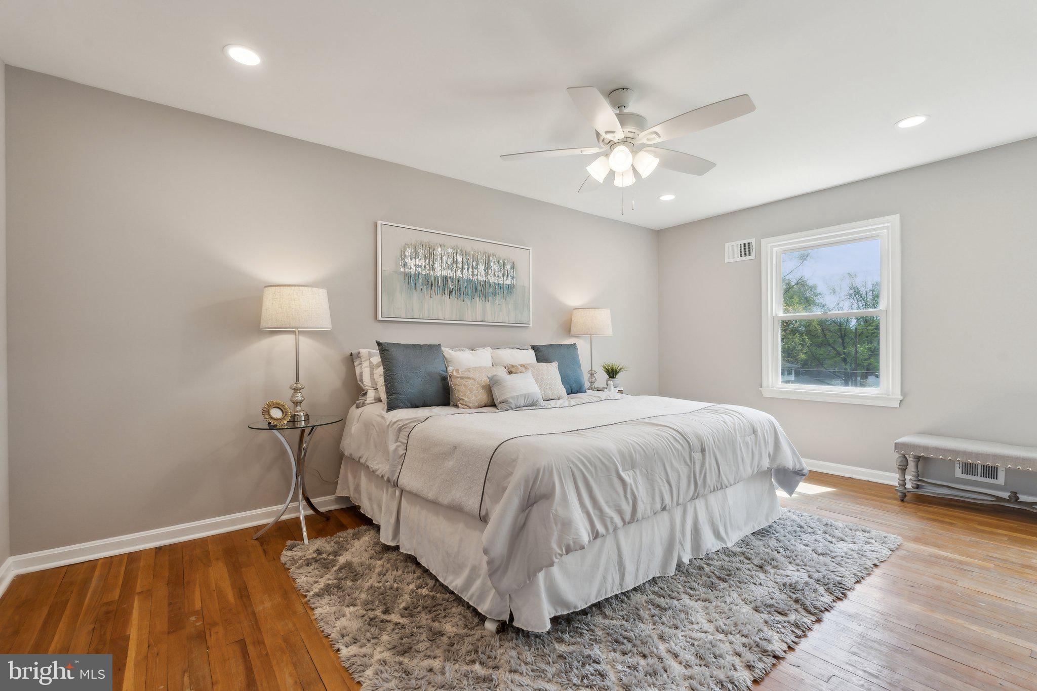 MILL CREEK TOWNE - Residential