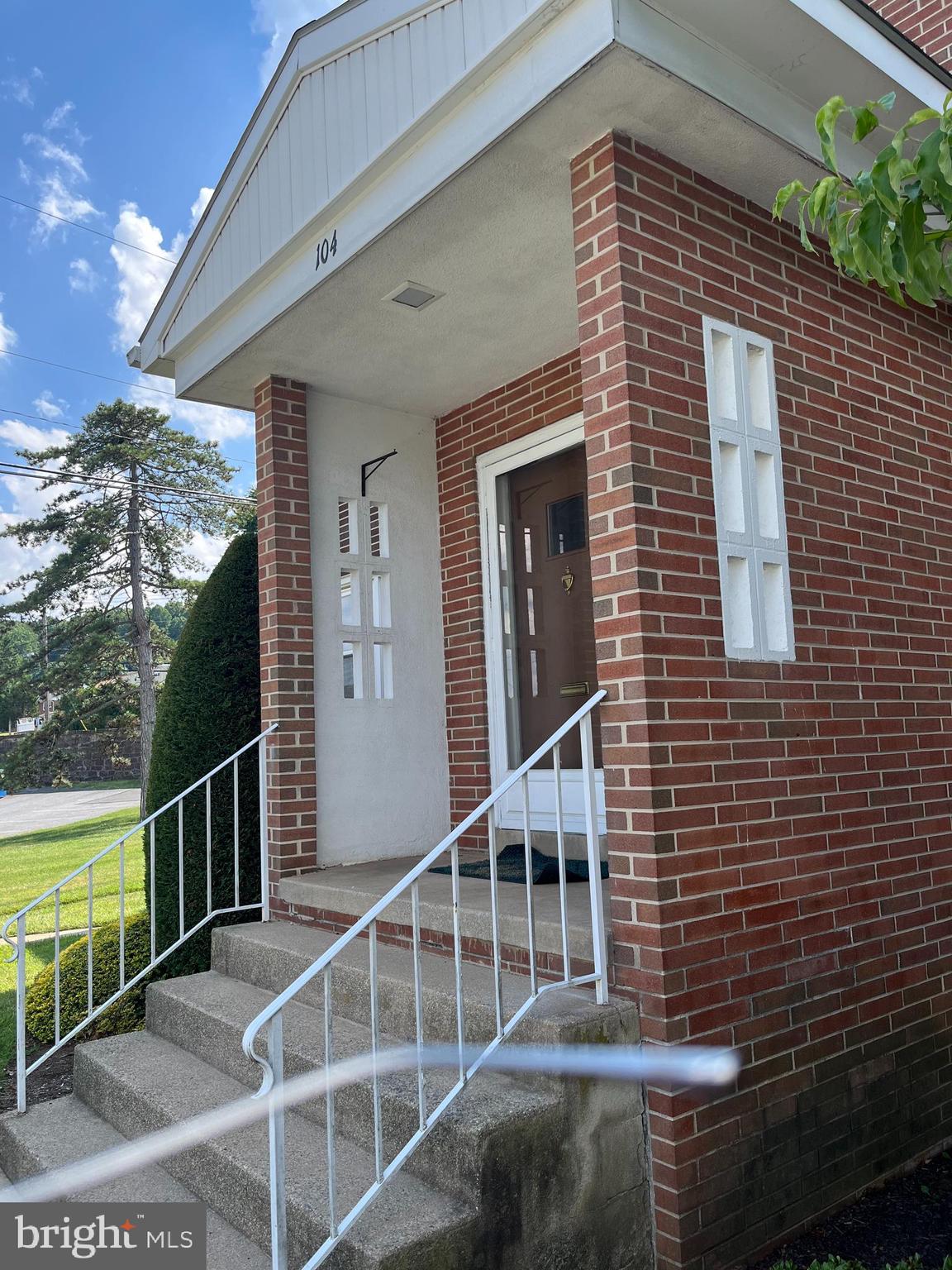 MIFFLIN PARK - Residential Lease