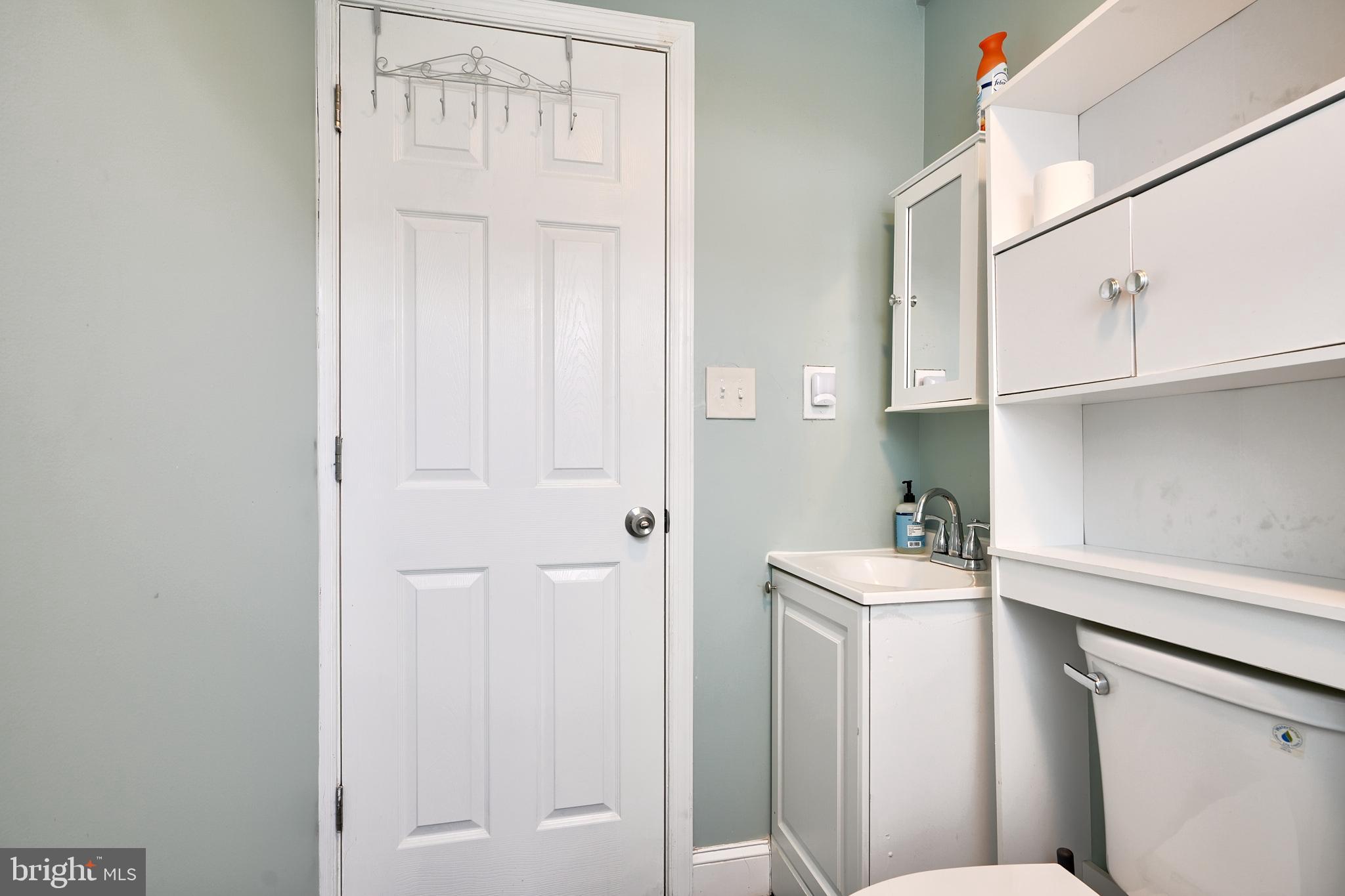 PIKESVILLE - Commercial Sale