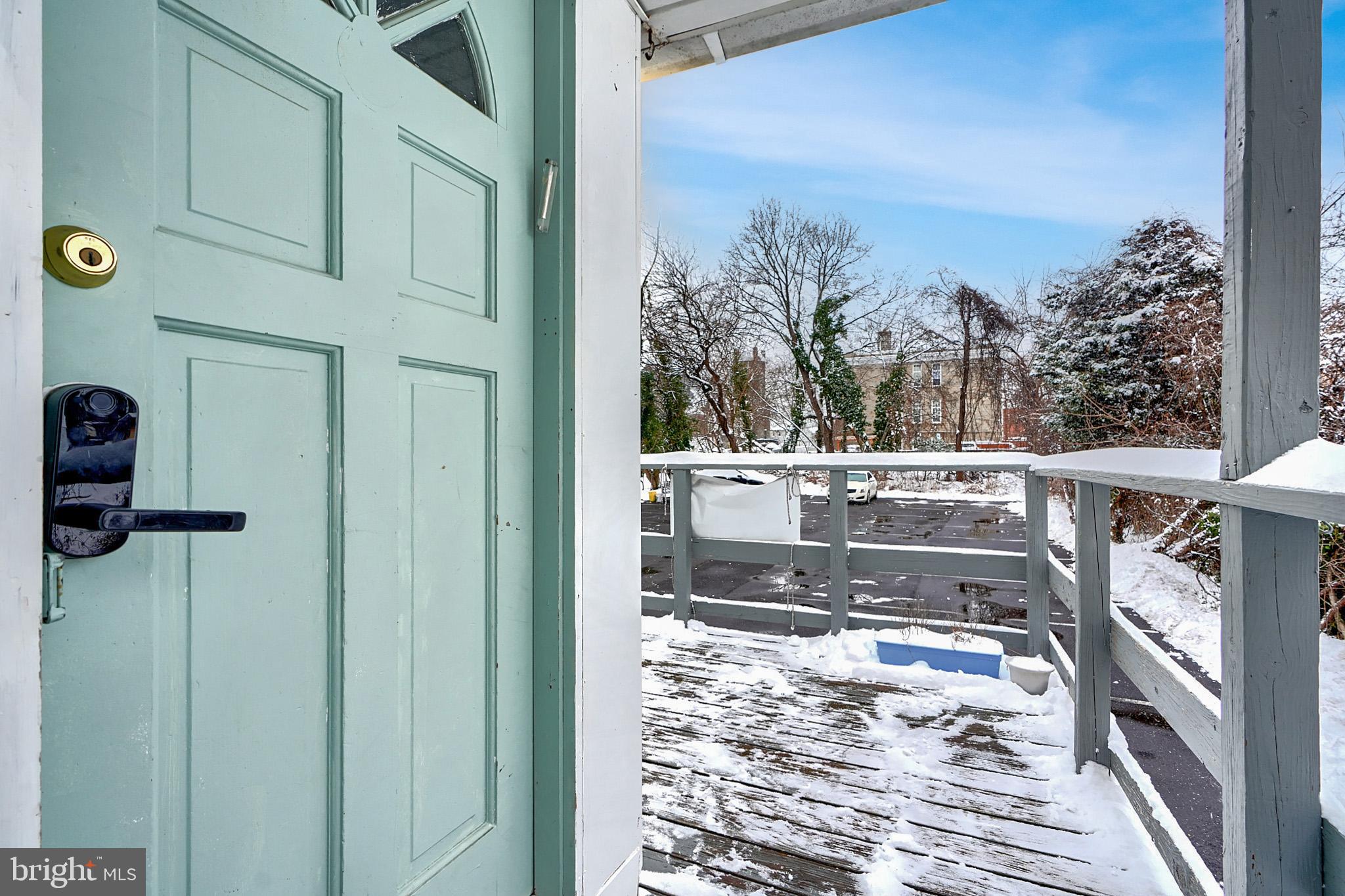 PIKESVILLE - Commercial Sale