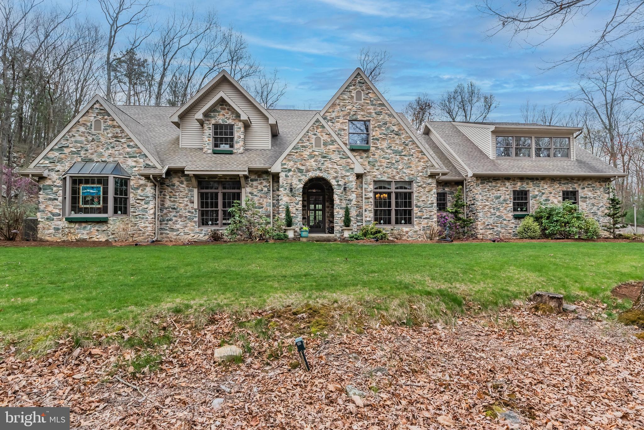 1316 RIDGE ROAD