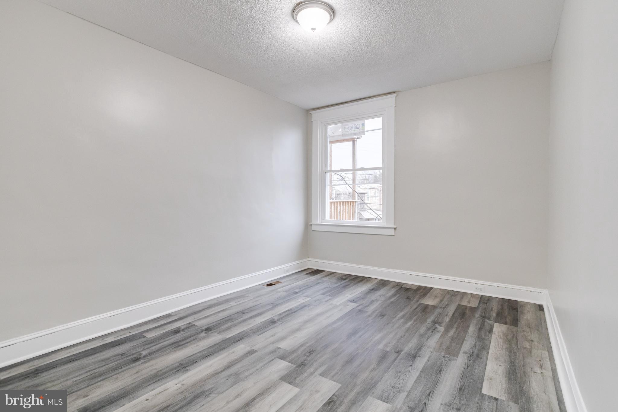 BELAIR-EDISON - Residential