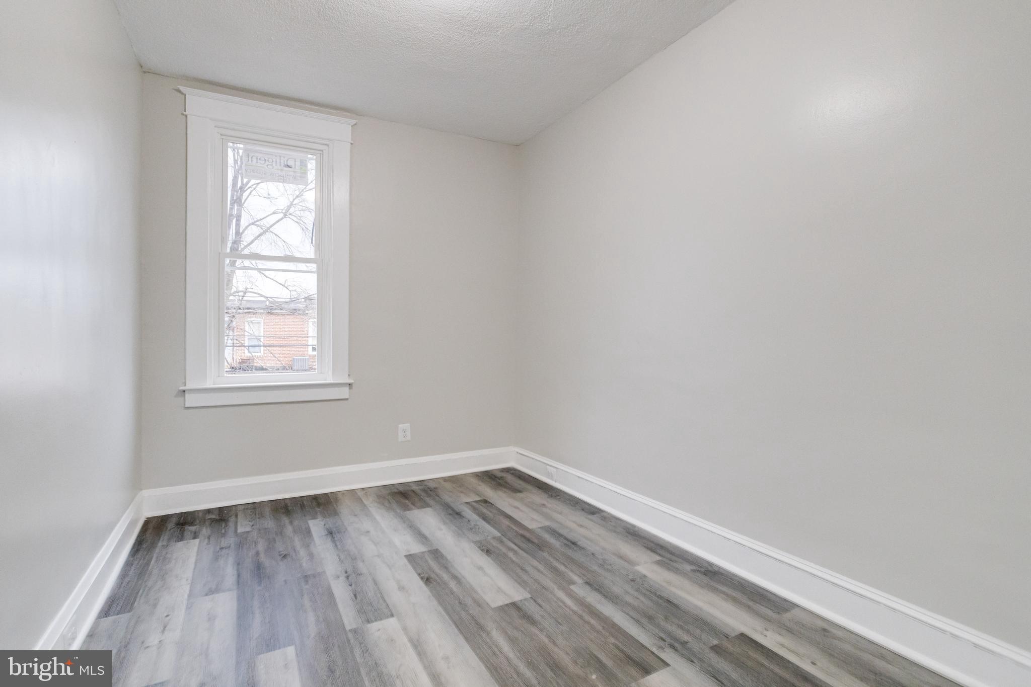 BELAIR-EDISON - Residential