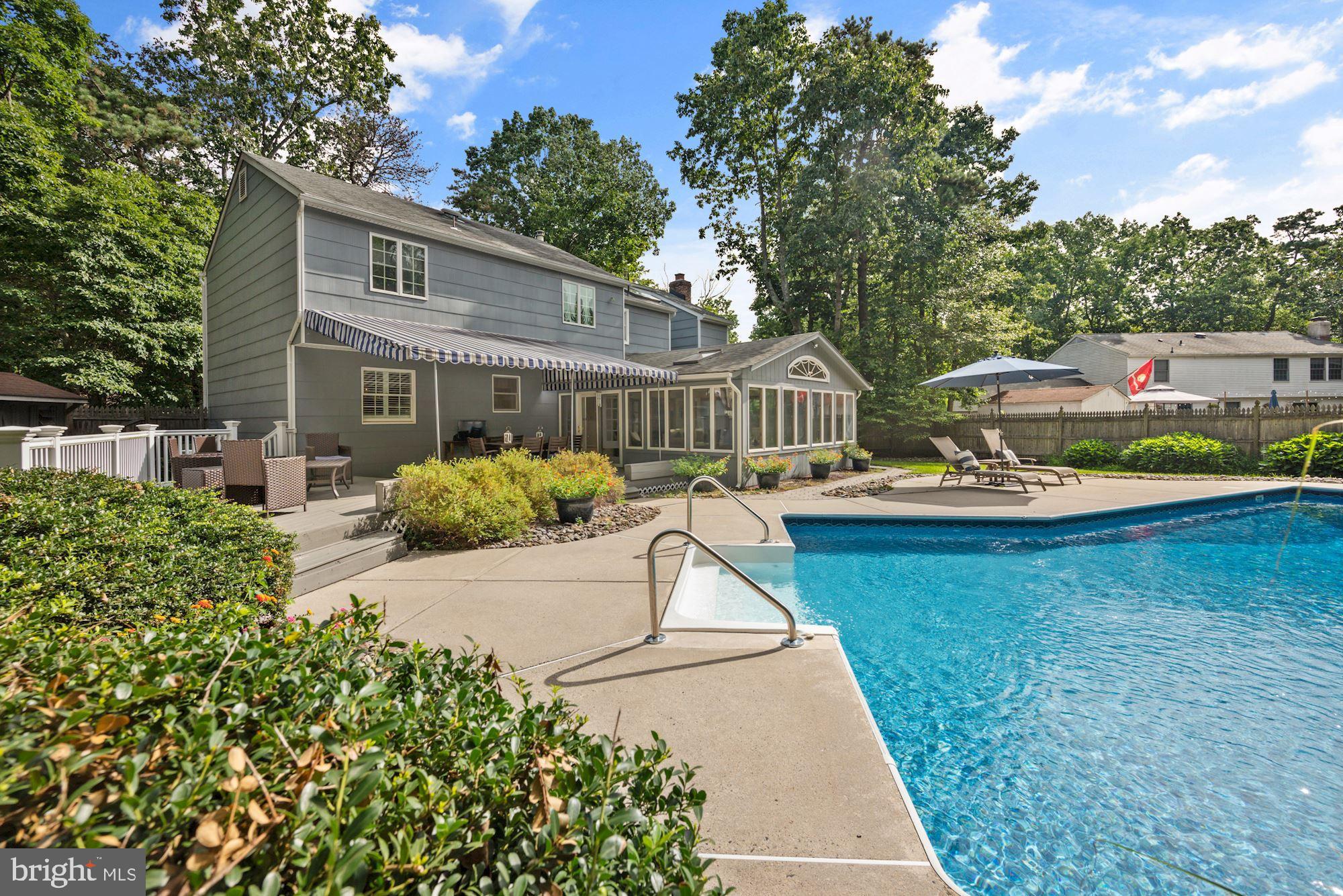 12 FOXWOOD LANE