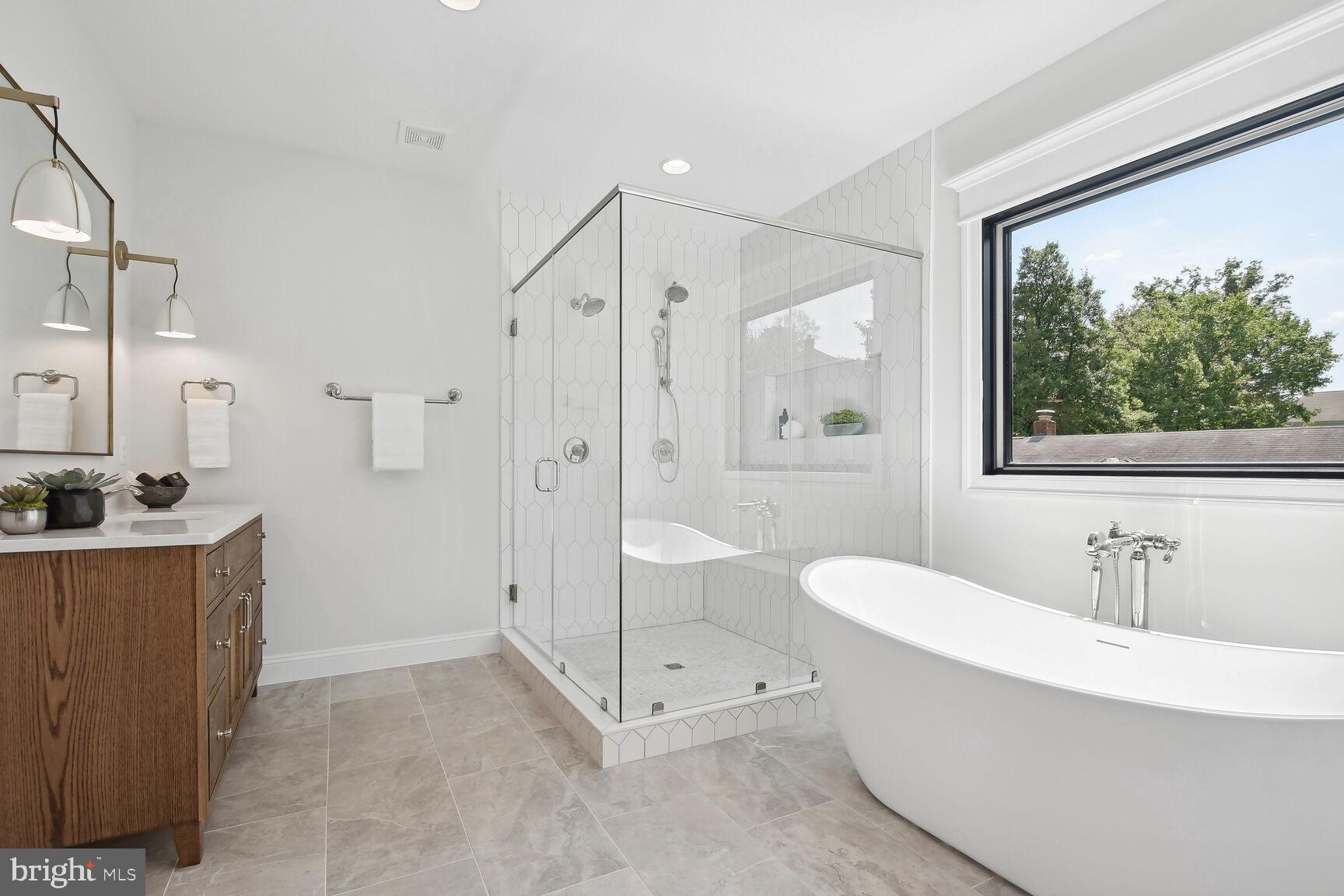 VIENNA WOODS - Residential