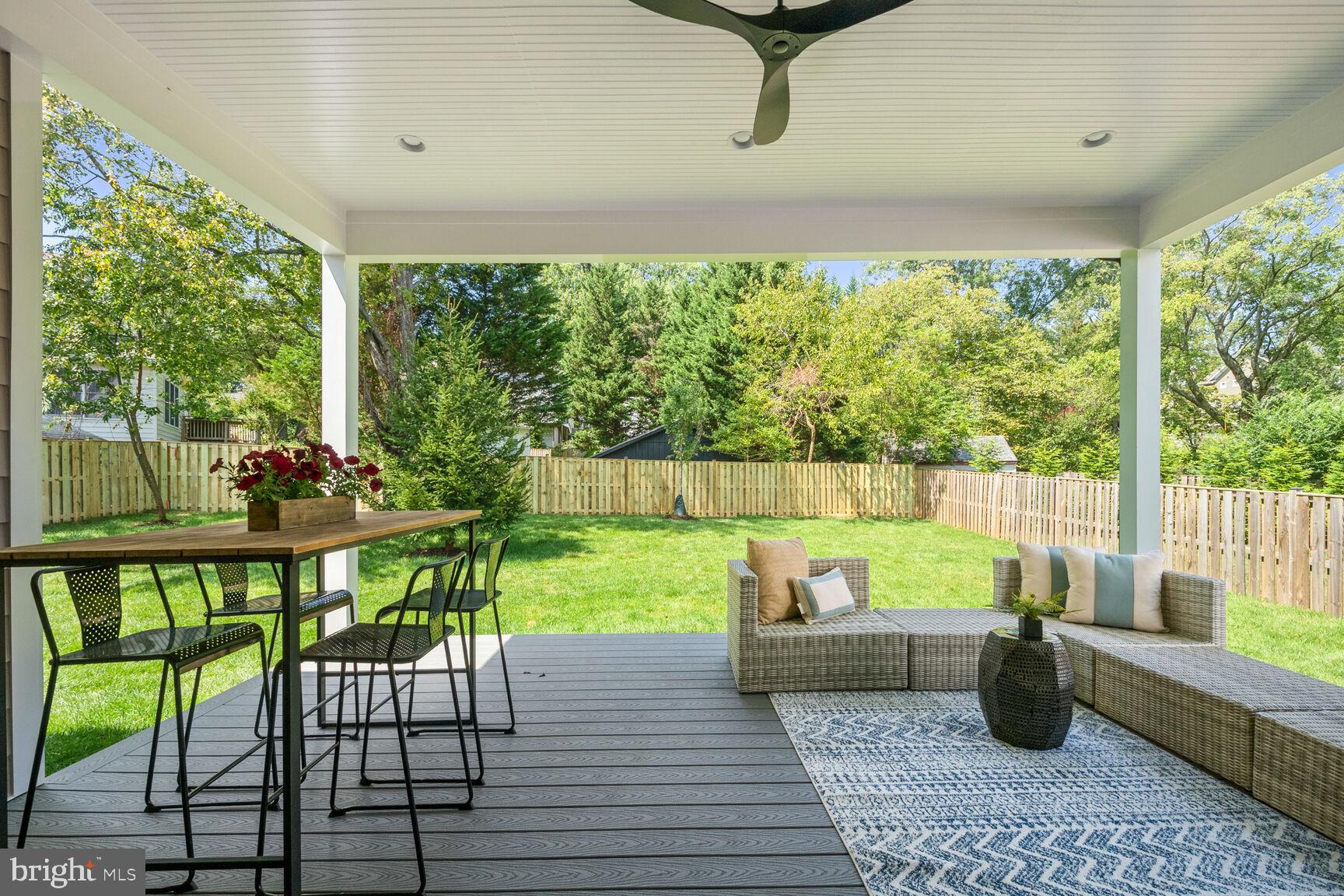 VIENNA WOODS - Residential