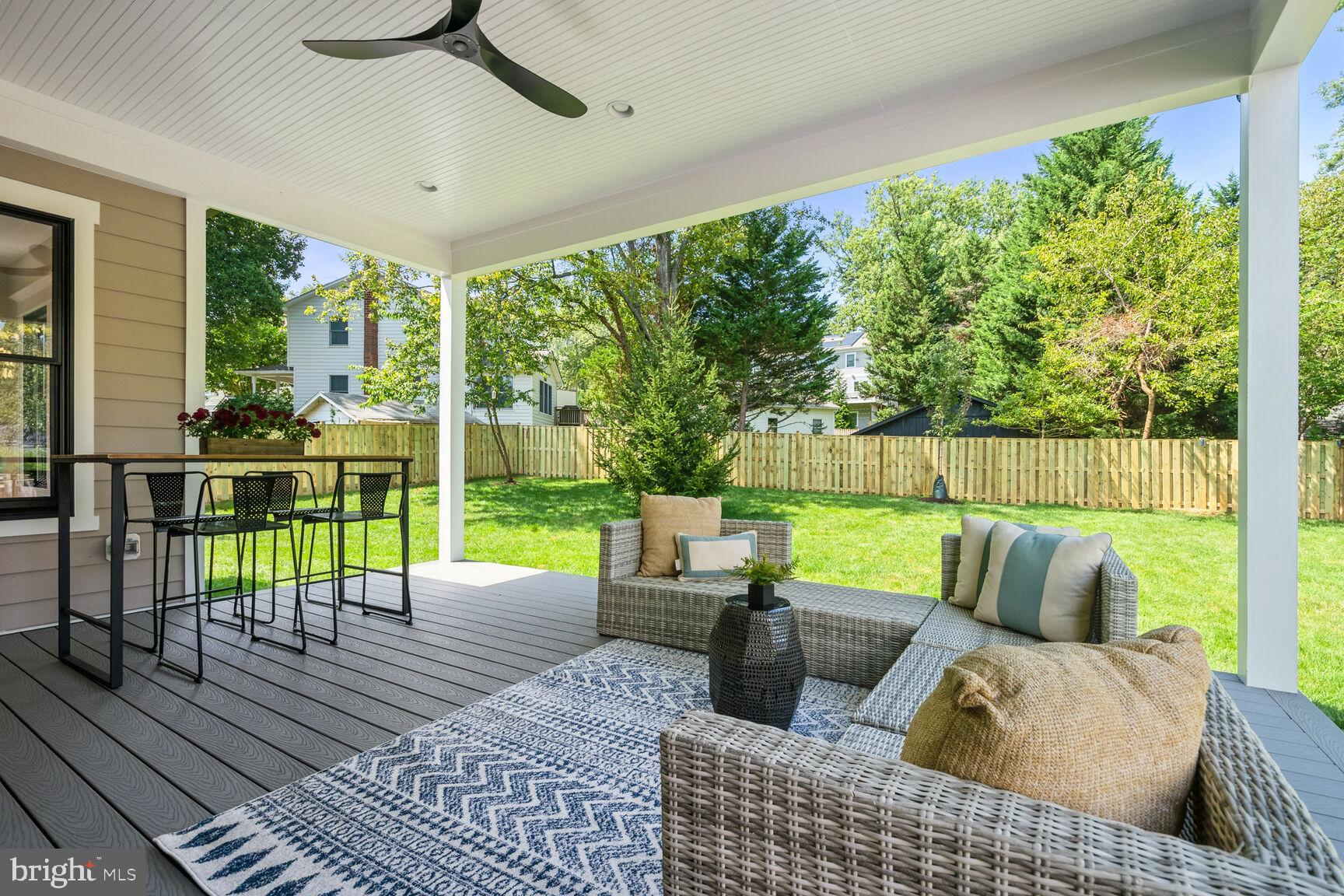 VIENNA WOODS - Residential