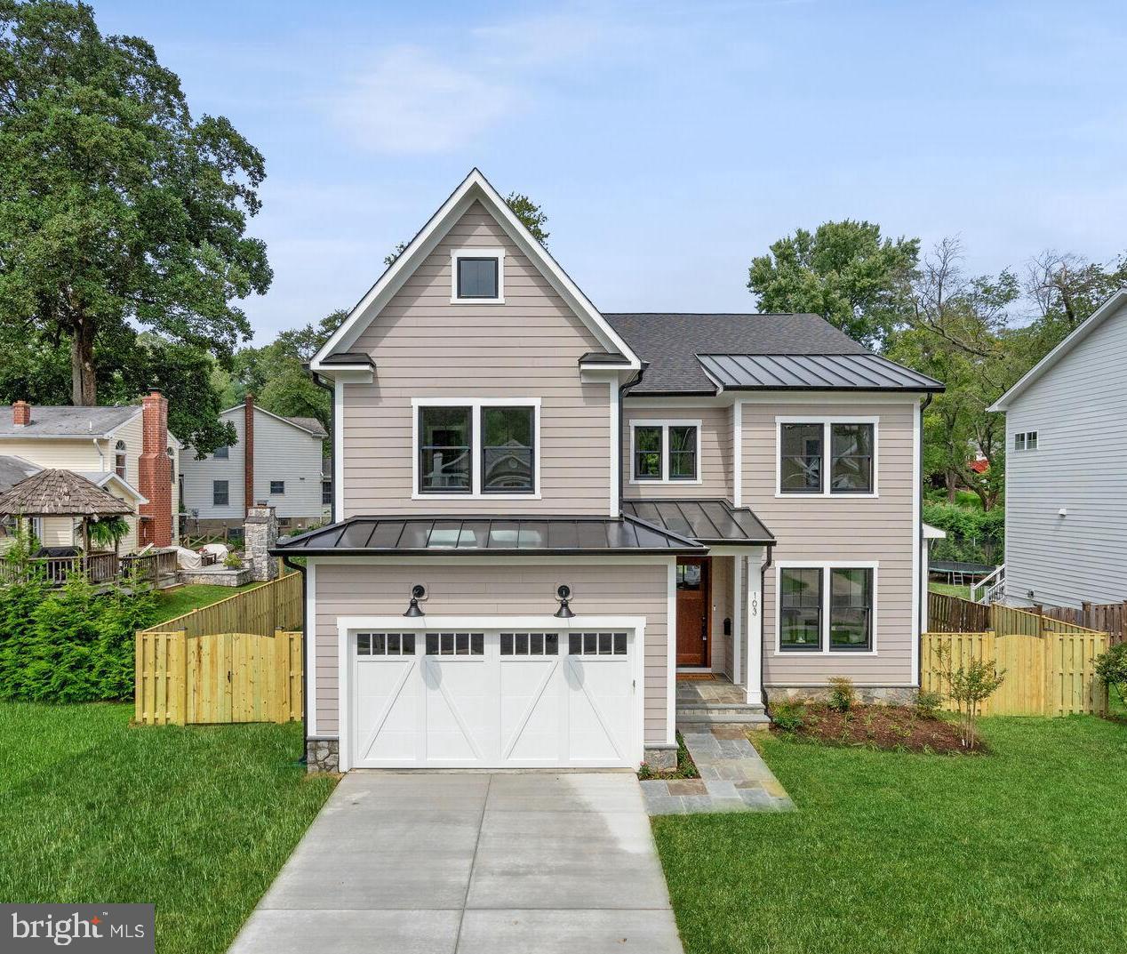 VIENNA WOODS - Residential